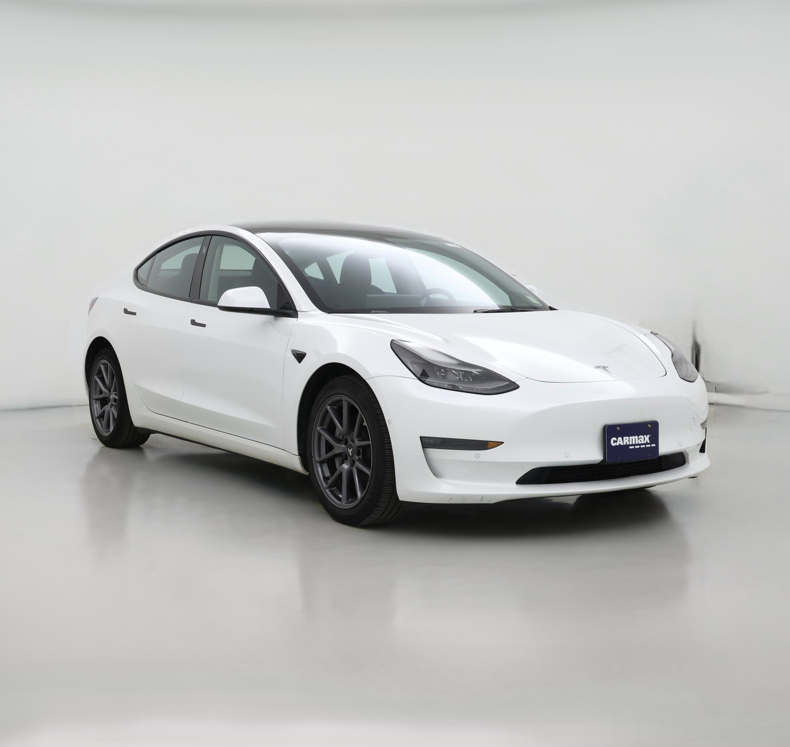 Thumbnail: 2022 Tesla Model 3 - 1