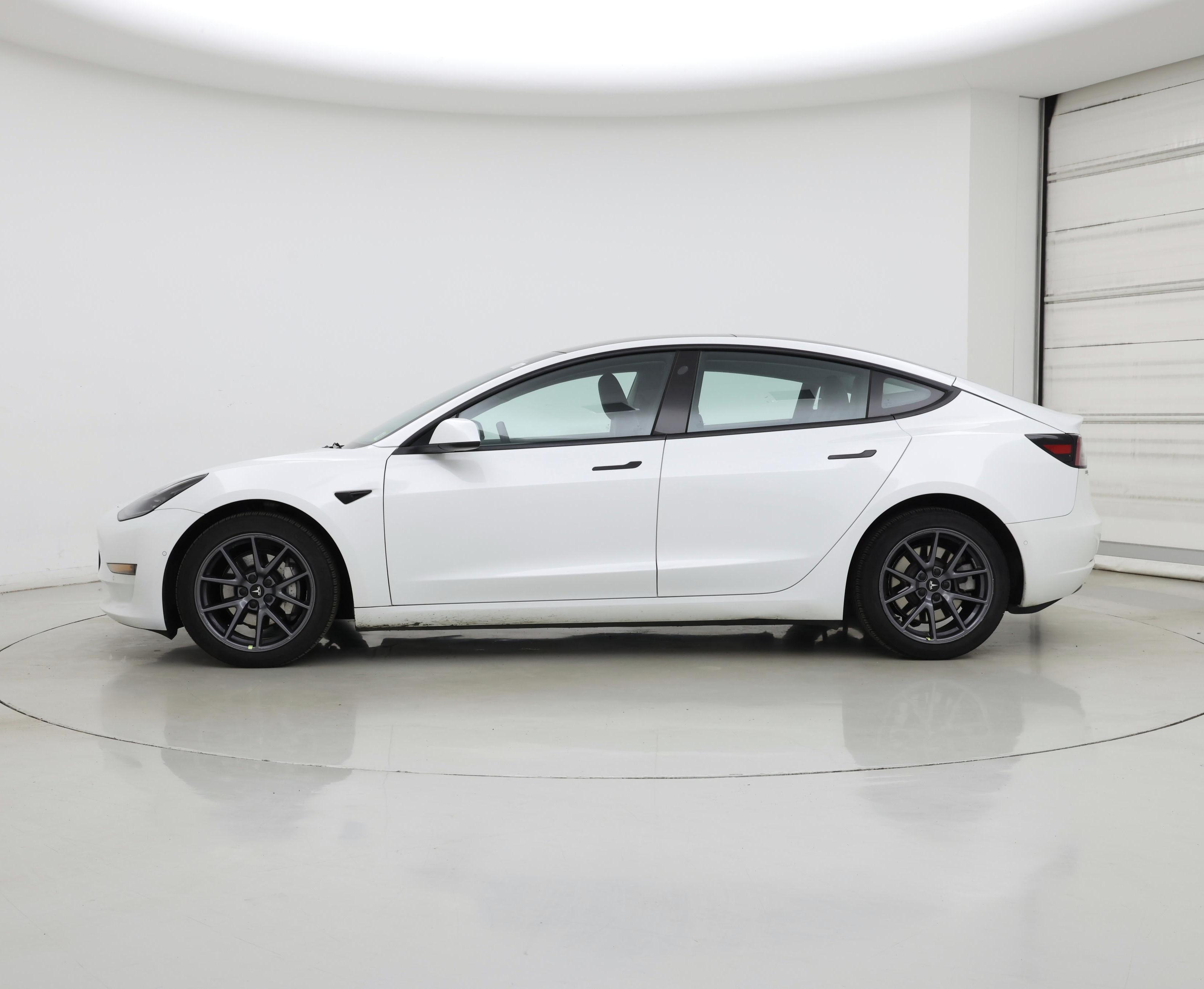 Thumbnail: 2022 Tesla Model 3 - 3