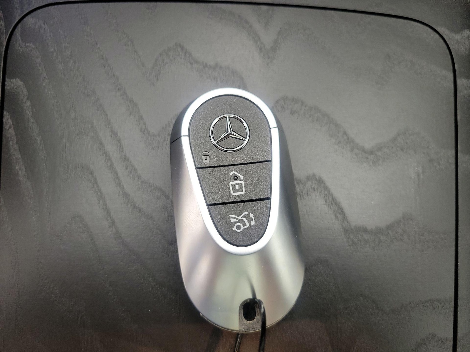 2025 Mercedes-Benz E-Class E350 - Photo 24
