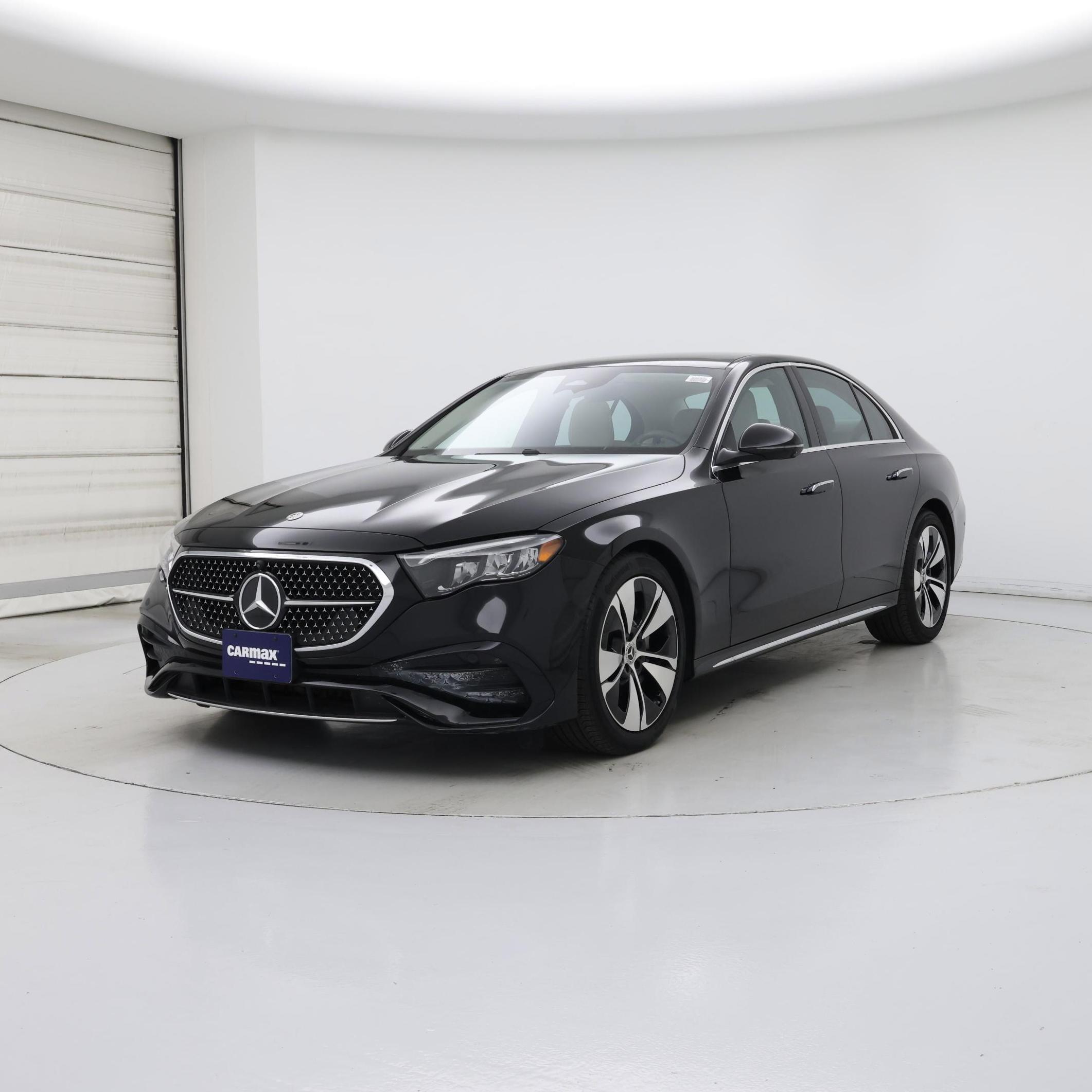 Thumbnail: 2025 Mercedes-Benz E-Class - 4