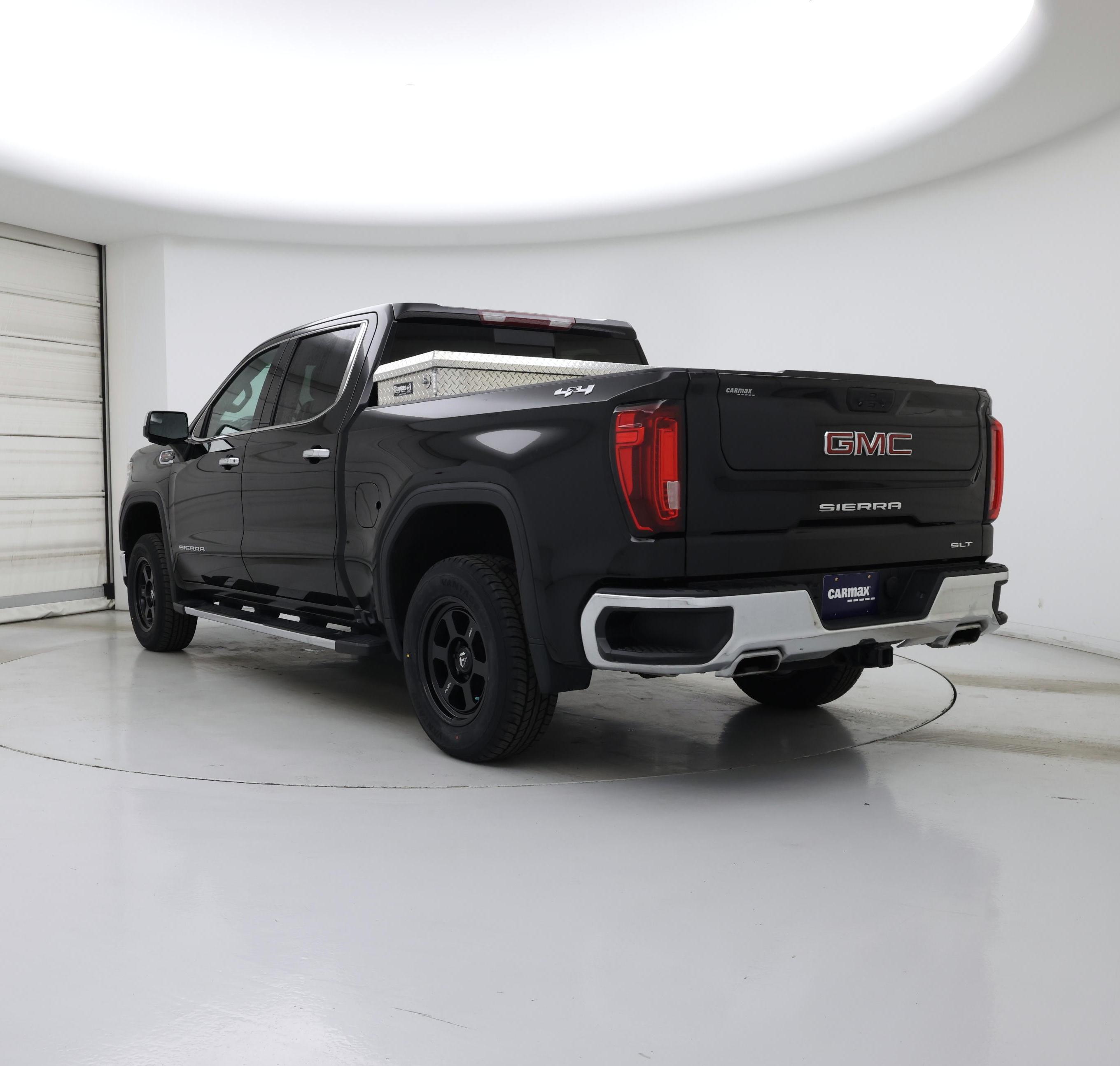 Thumbnail: 2022 GMC Sierra 1500 - 2