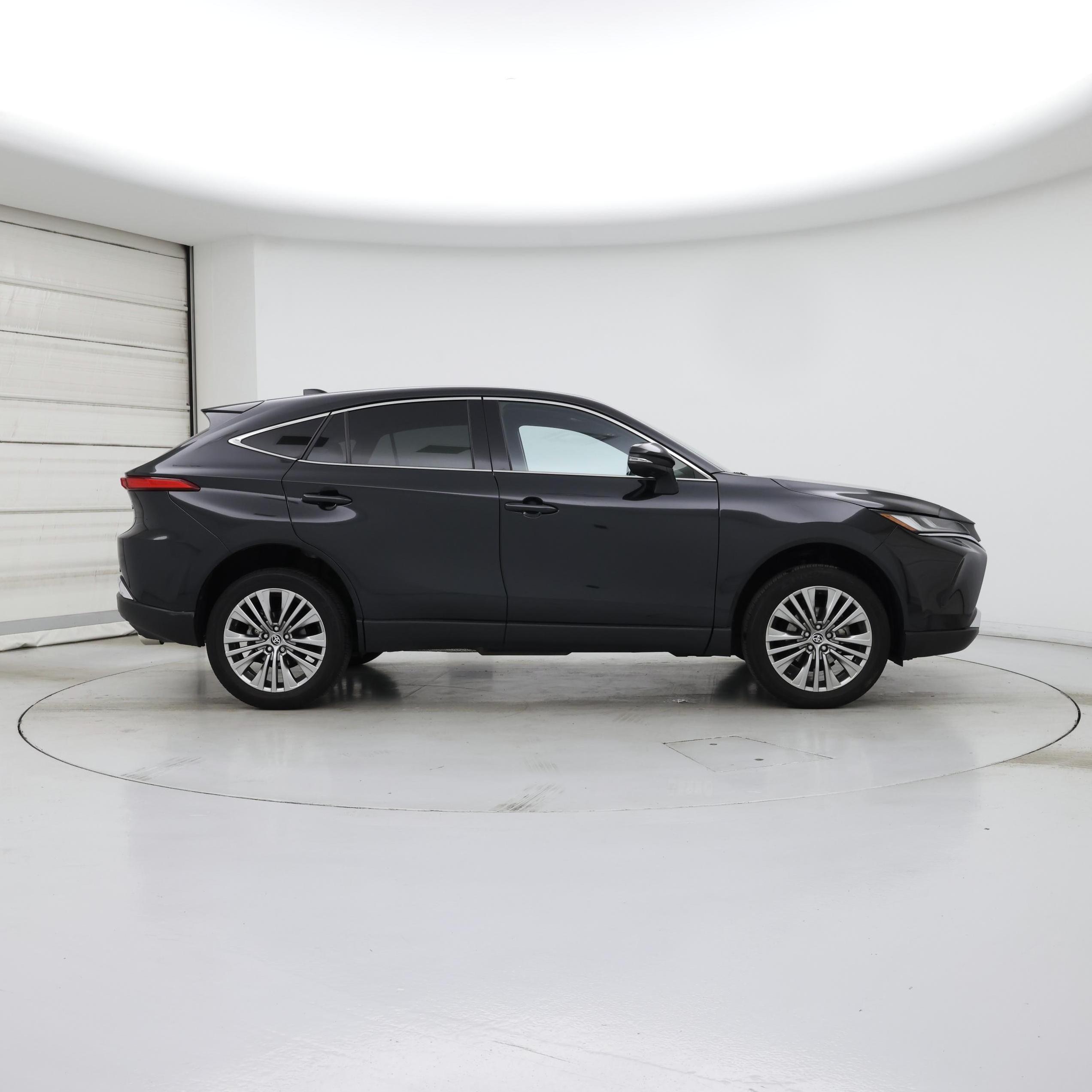 Thumbnail: 2024 Toyota Venza - 7