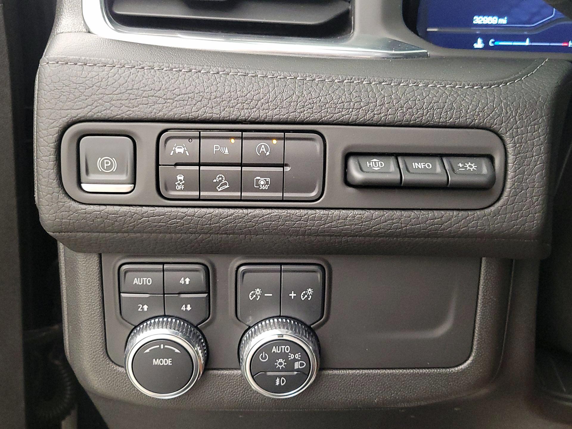 Thumbnail: 2023 GMC Yukon - 13