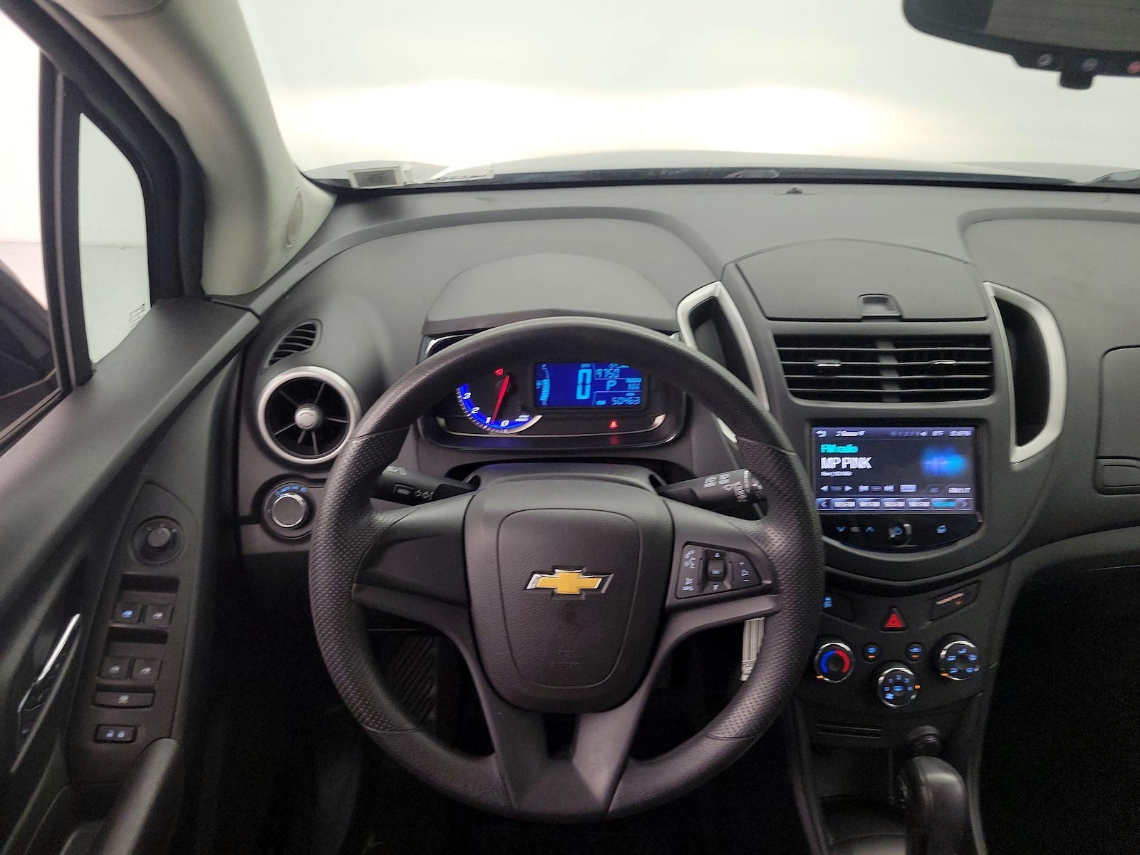 2016 Chevrolet Trax LS - Photo 11