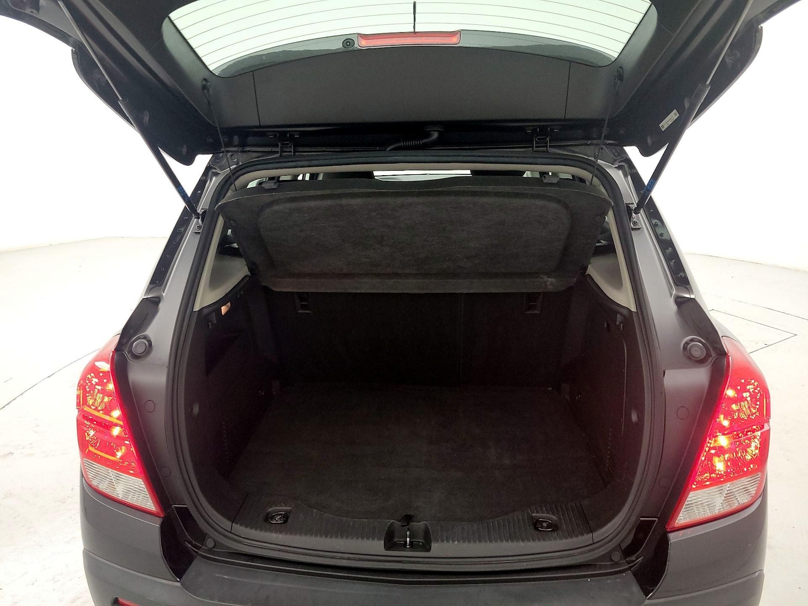 2016 Chevrolet Trax LS - Photo 21
