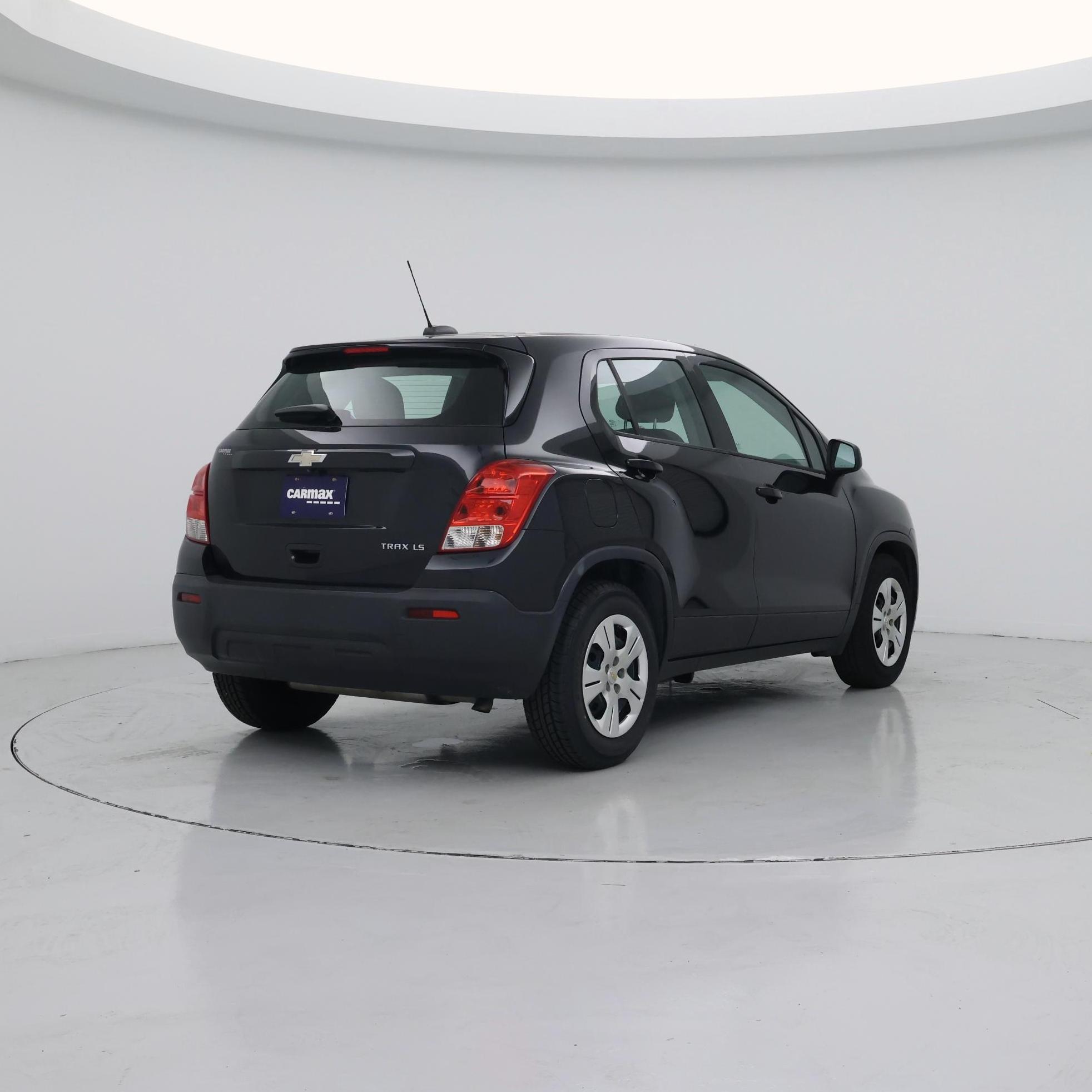 Thumbnail: 2016 Chevrolet Trax - 8