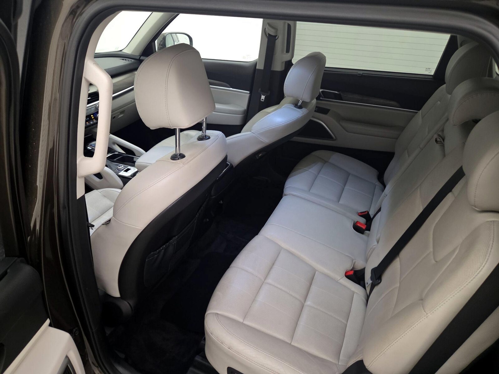 Rear Air Conditioning