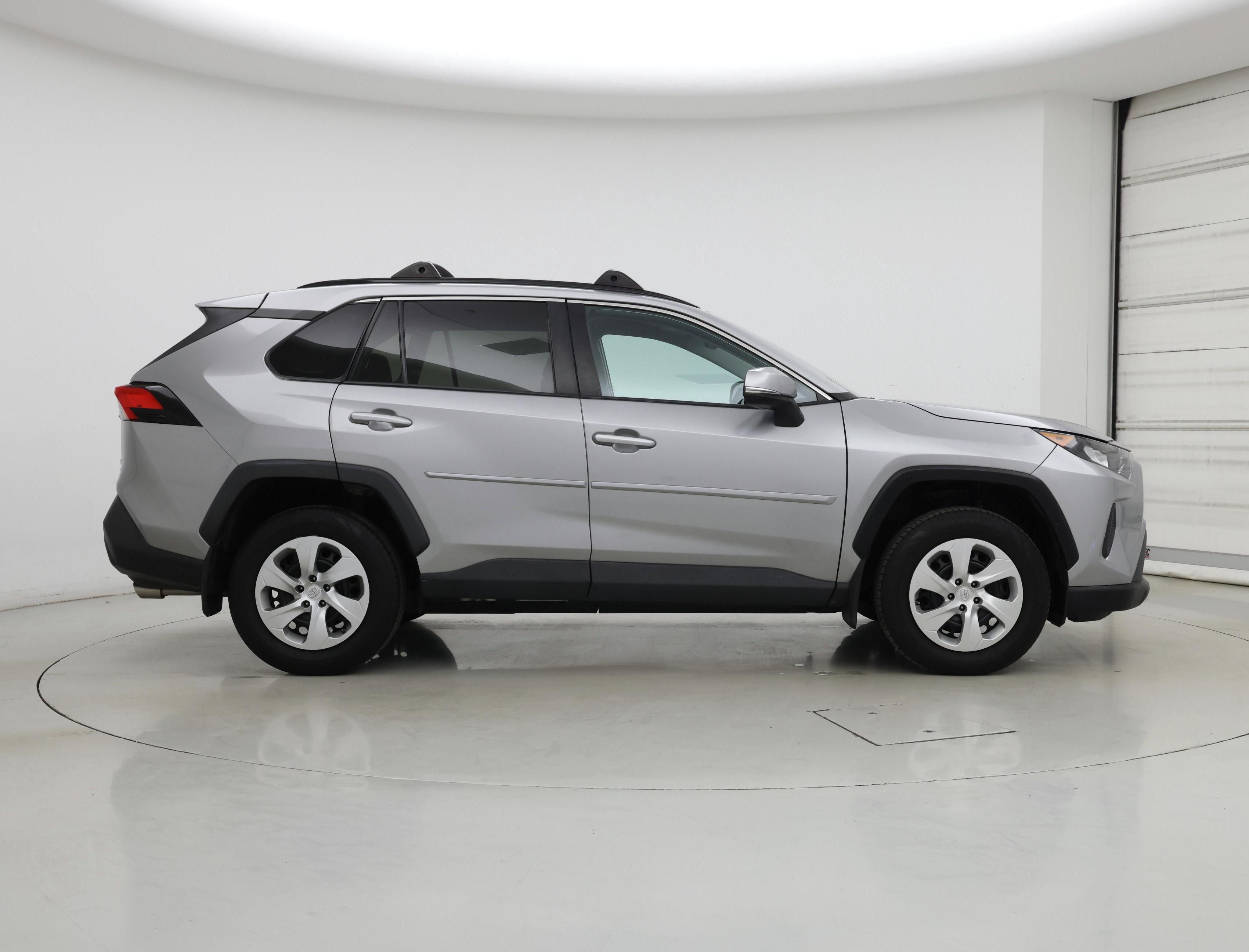 Thumbnail: 2020 Toyota RAV4 - 7
