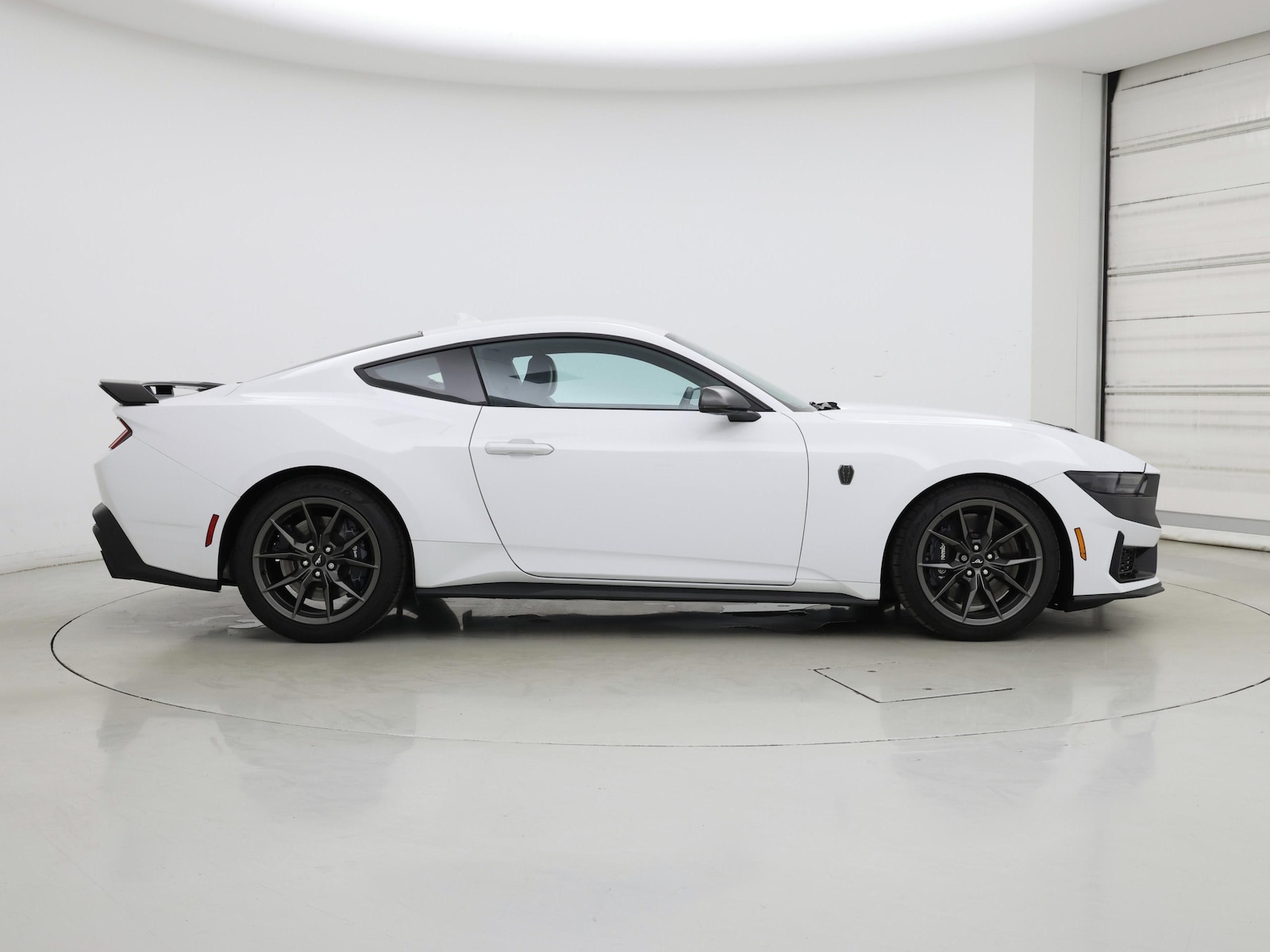 2025 Ford Mustang Dark Horse - Photo 8