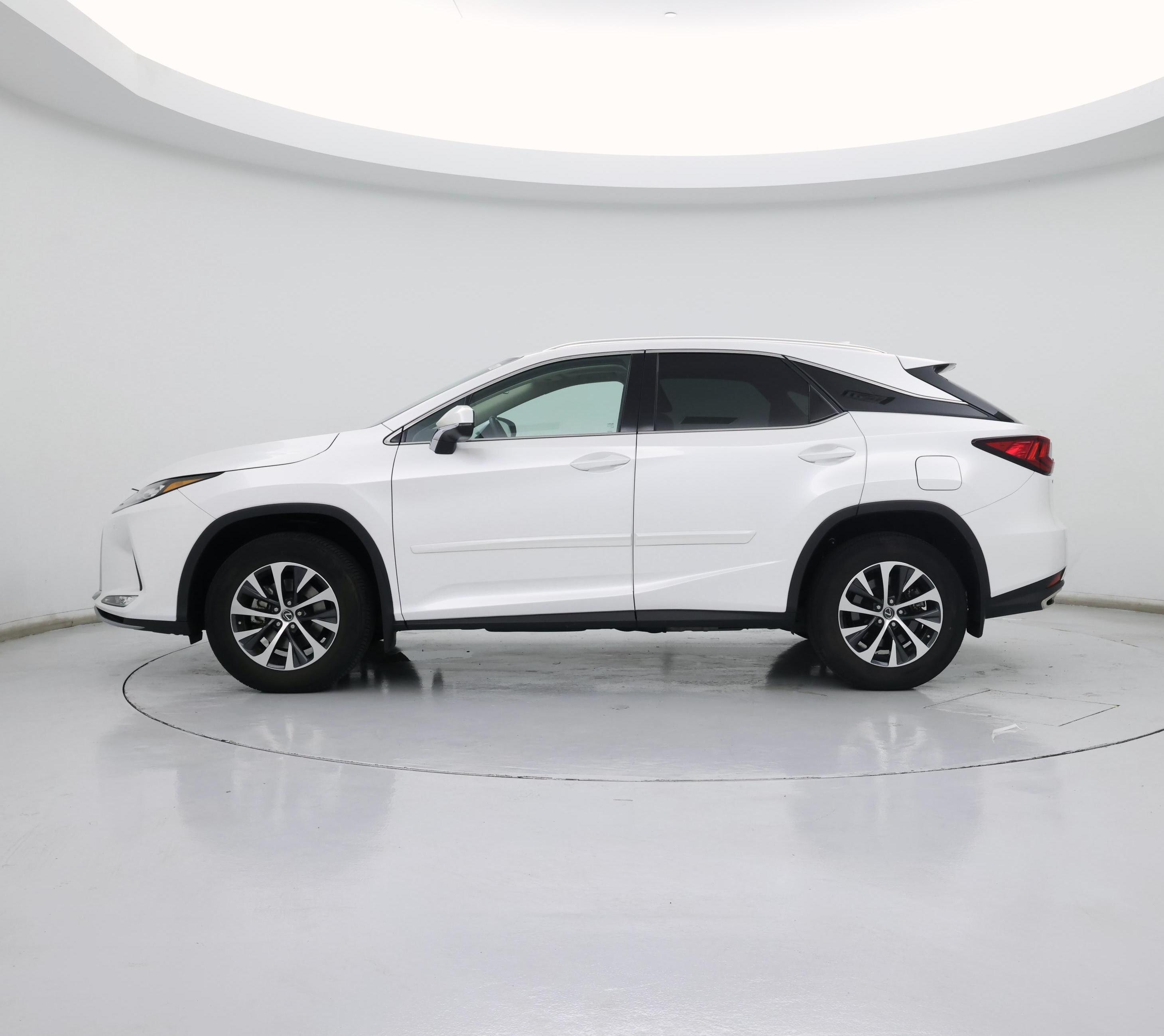 Thumbnail: 2022 Lexus RX - 3