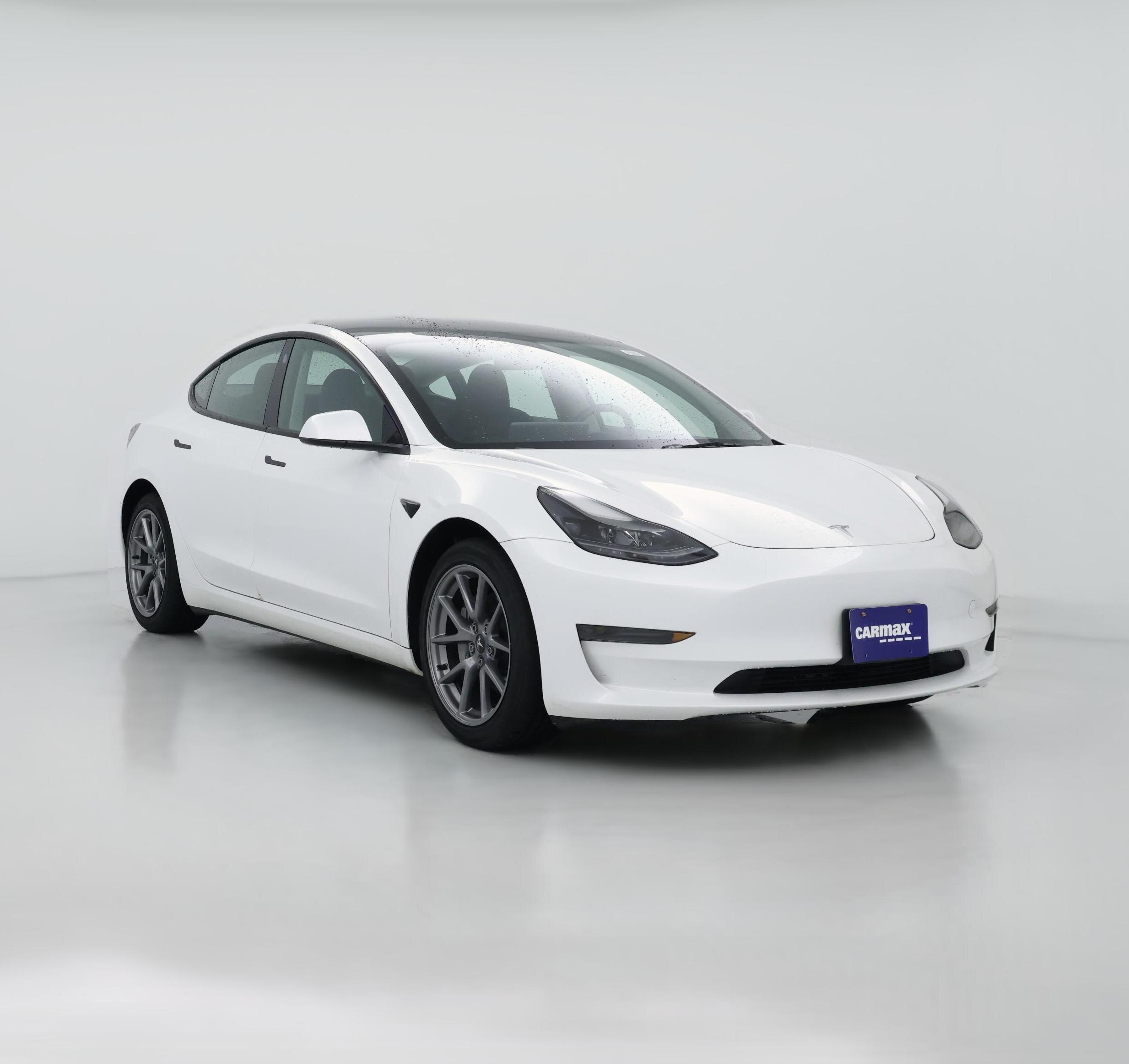 Thumbnail: 2023 Tesla Model 3 - 1