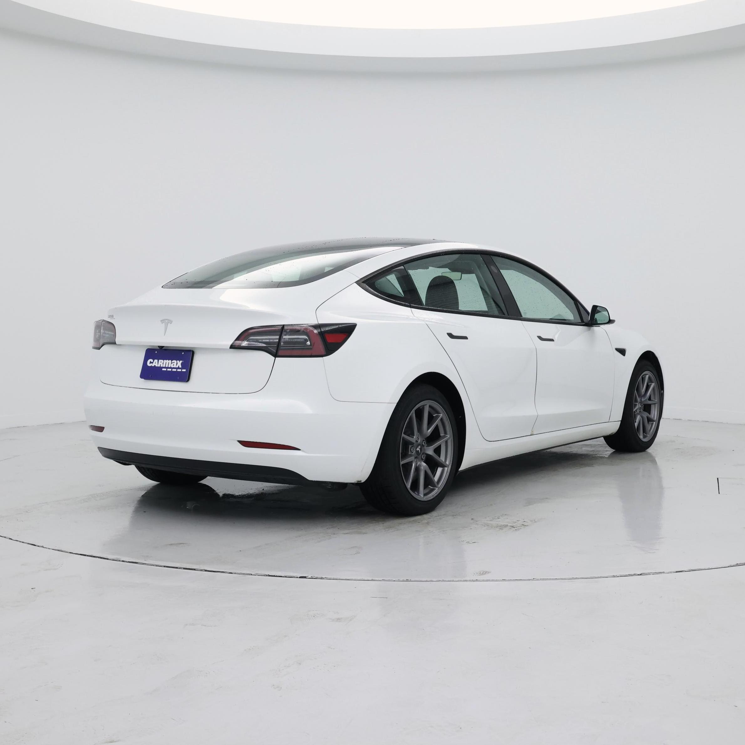 Thumbnail: 2023 Tesla Model 3 - 8