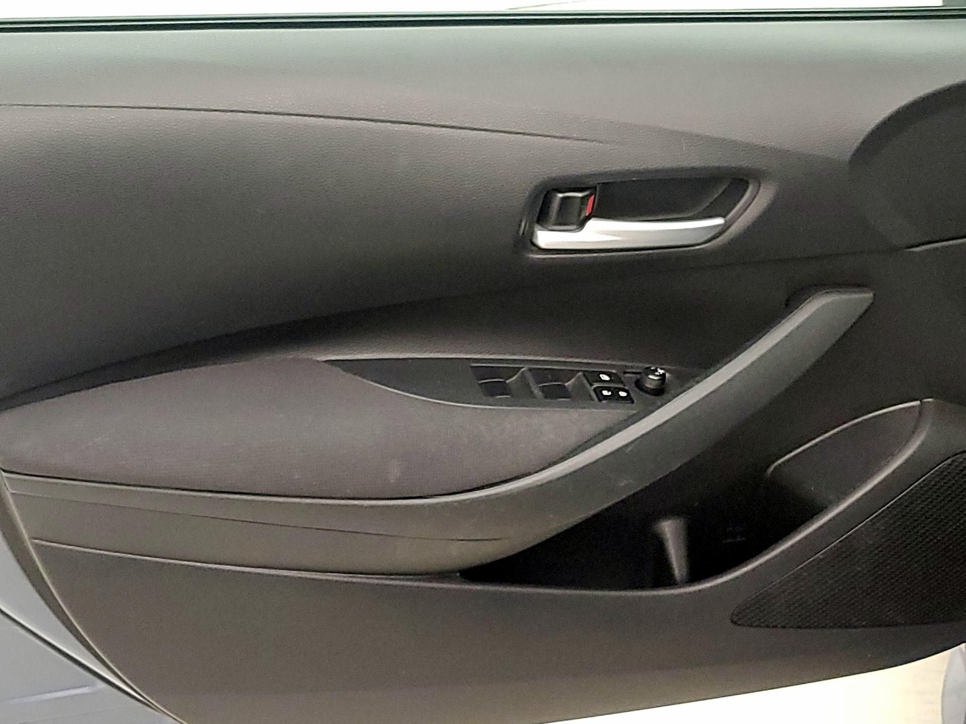 Thumbnail: 2020 Toyota Corolla - 12