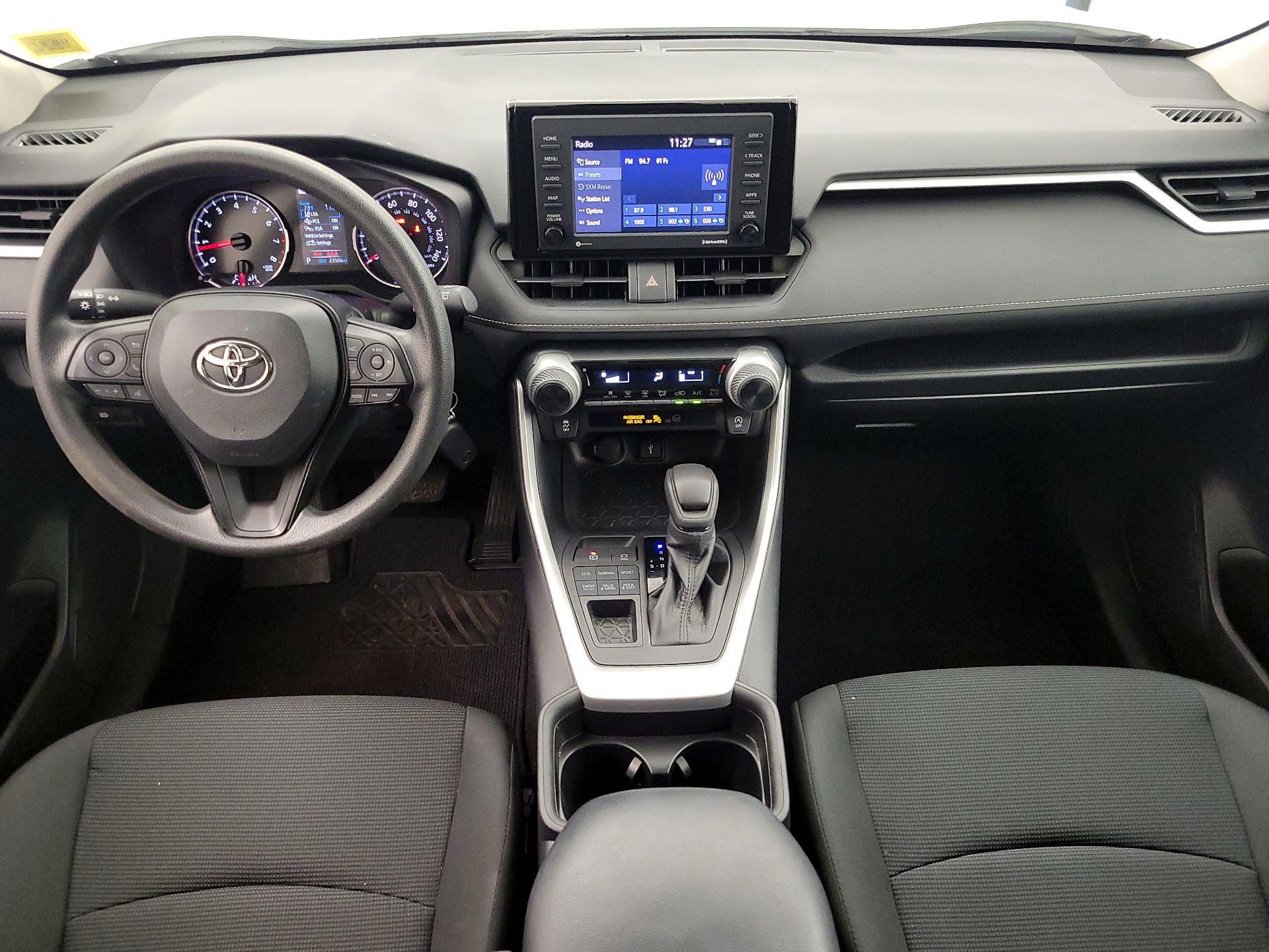 Thumbnail: 2021 Toyota RAV4 - 9