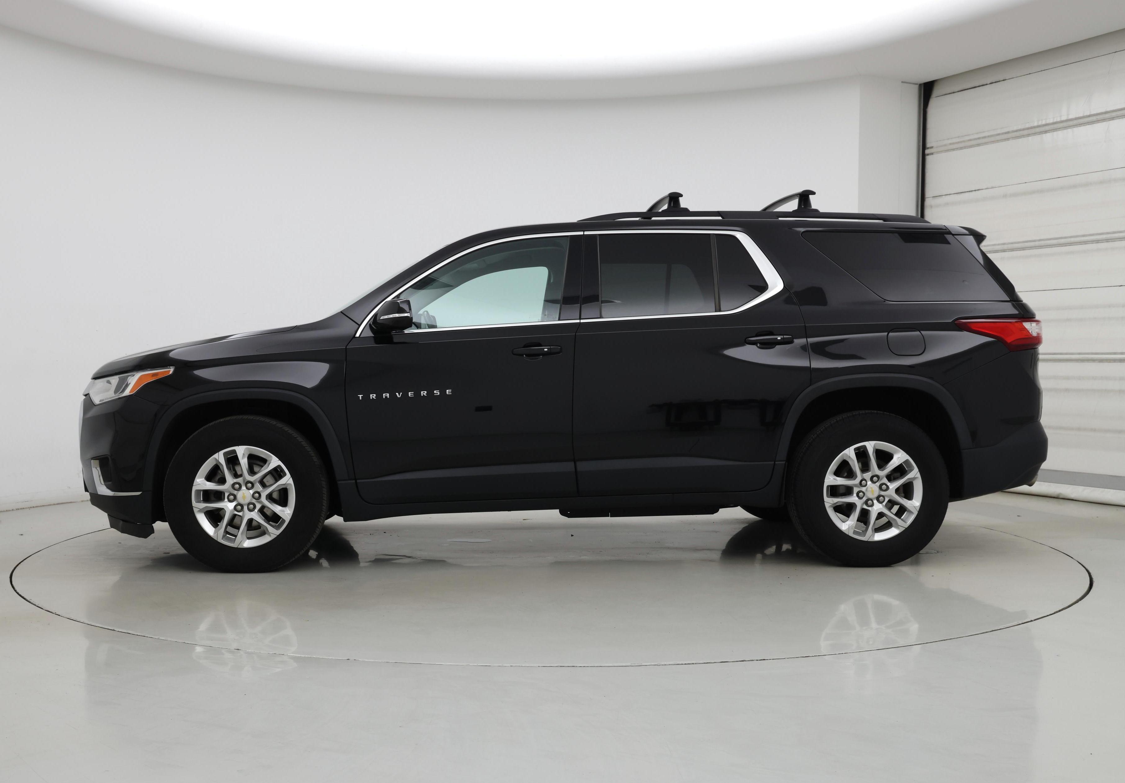 Thumbnail: 2020 Chevrolet Traverse - 3