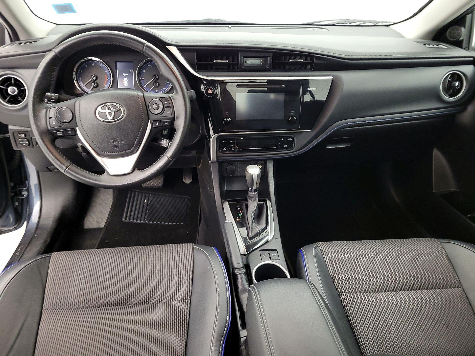 Thumbnail: 2017 Toyota Corolla - 9