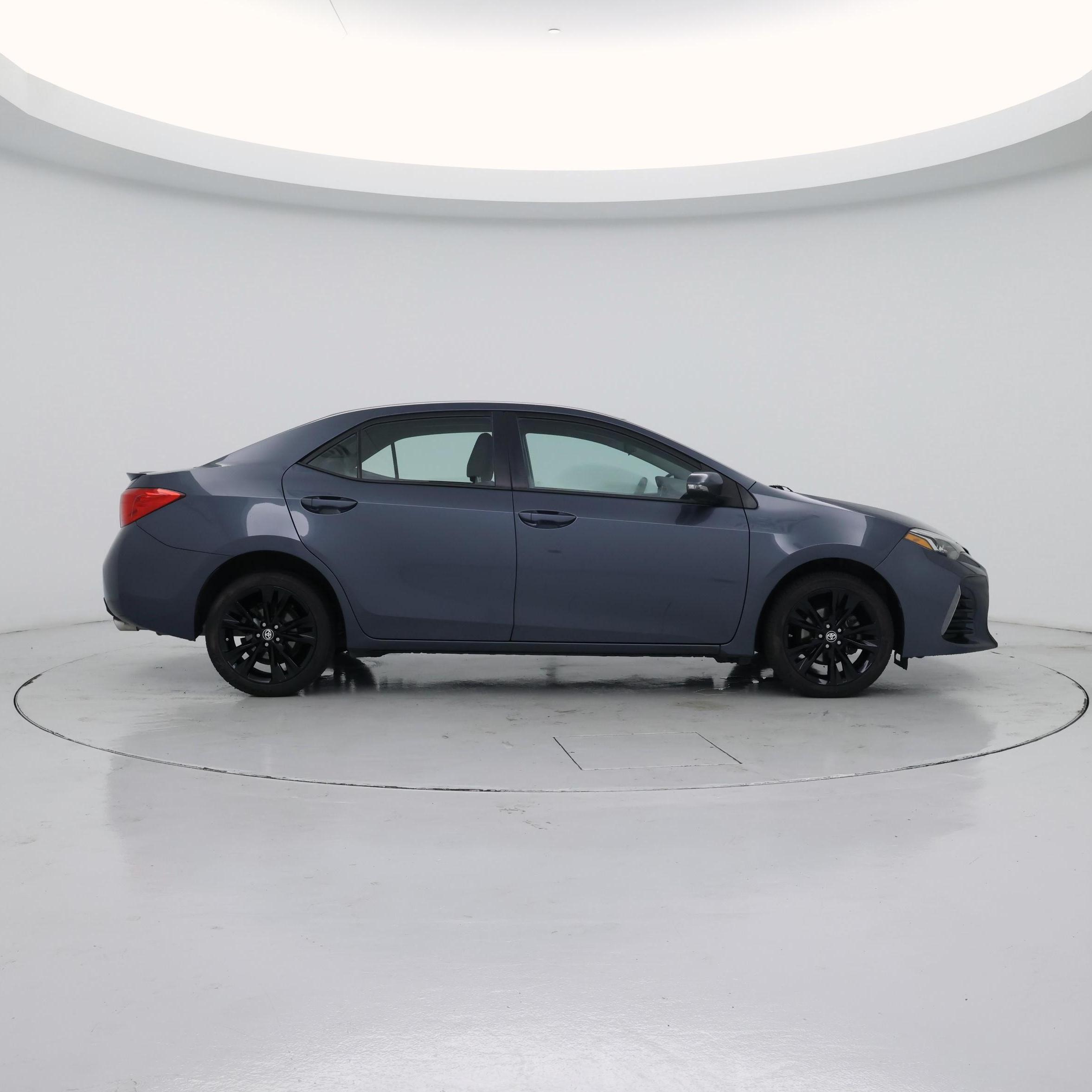 Thumbnail: 2017 Toyota Corolla - 7