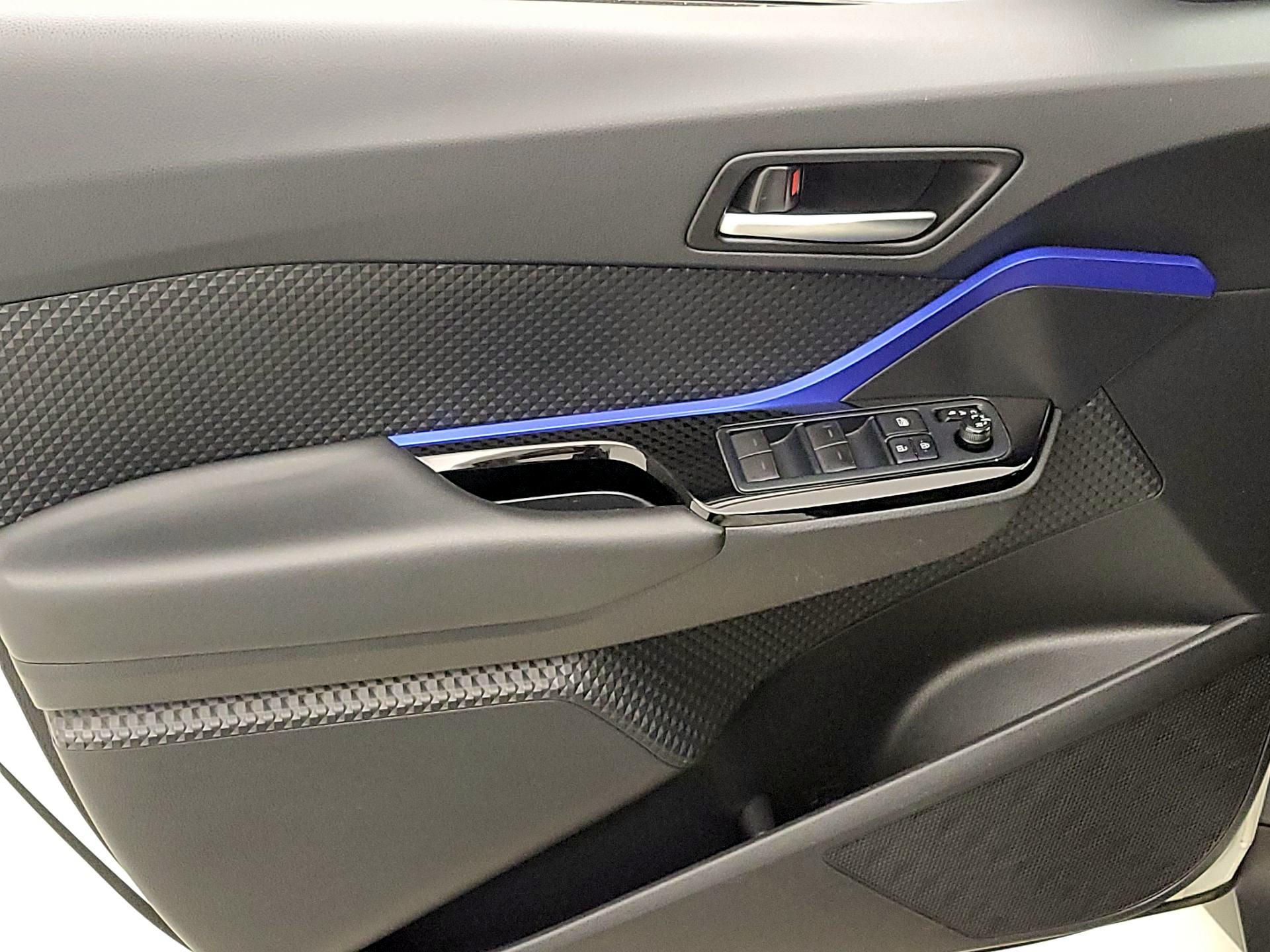 Thumbnail: 2021 Toyota C-HR - 12