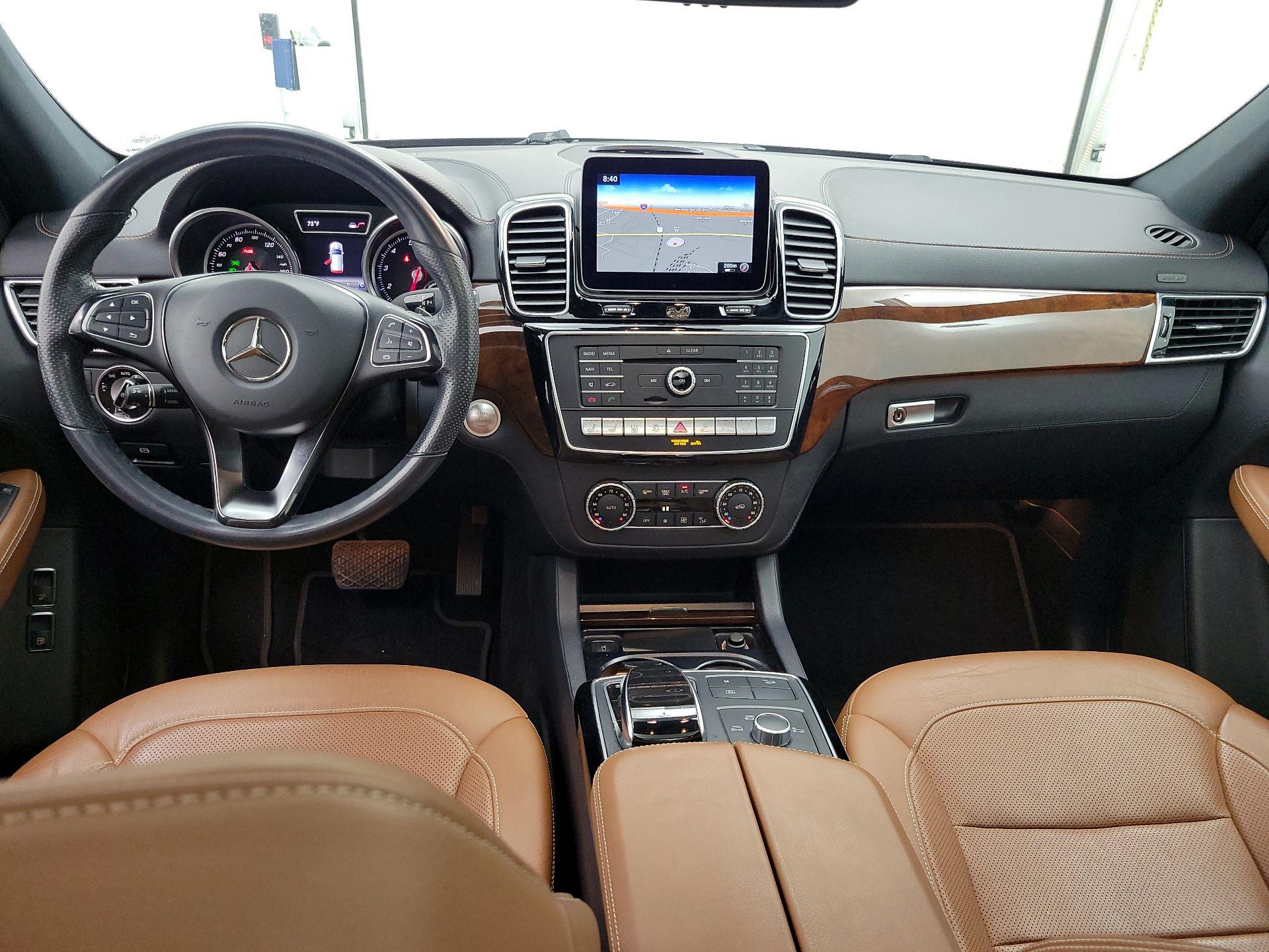 Thumbnail: 2018 Mercedes-Benz GLE - 9