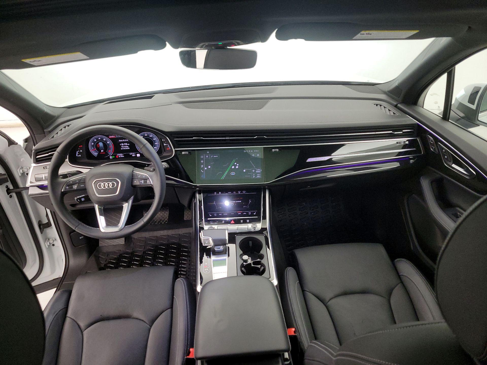 Thumbnail: 2025 Audi Q7 - 9
