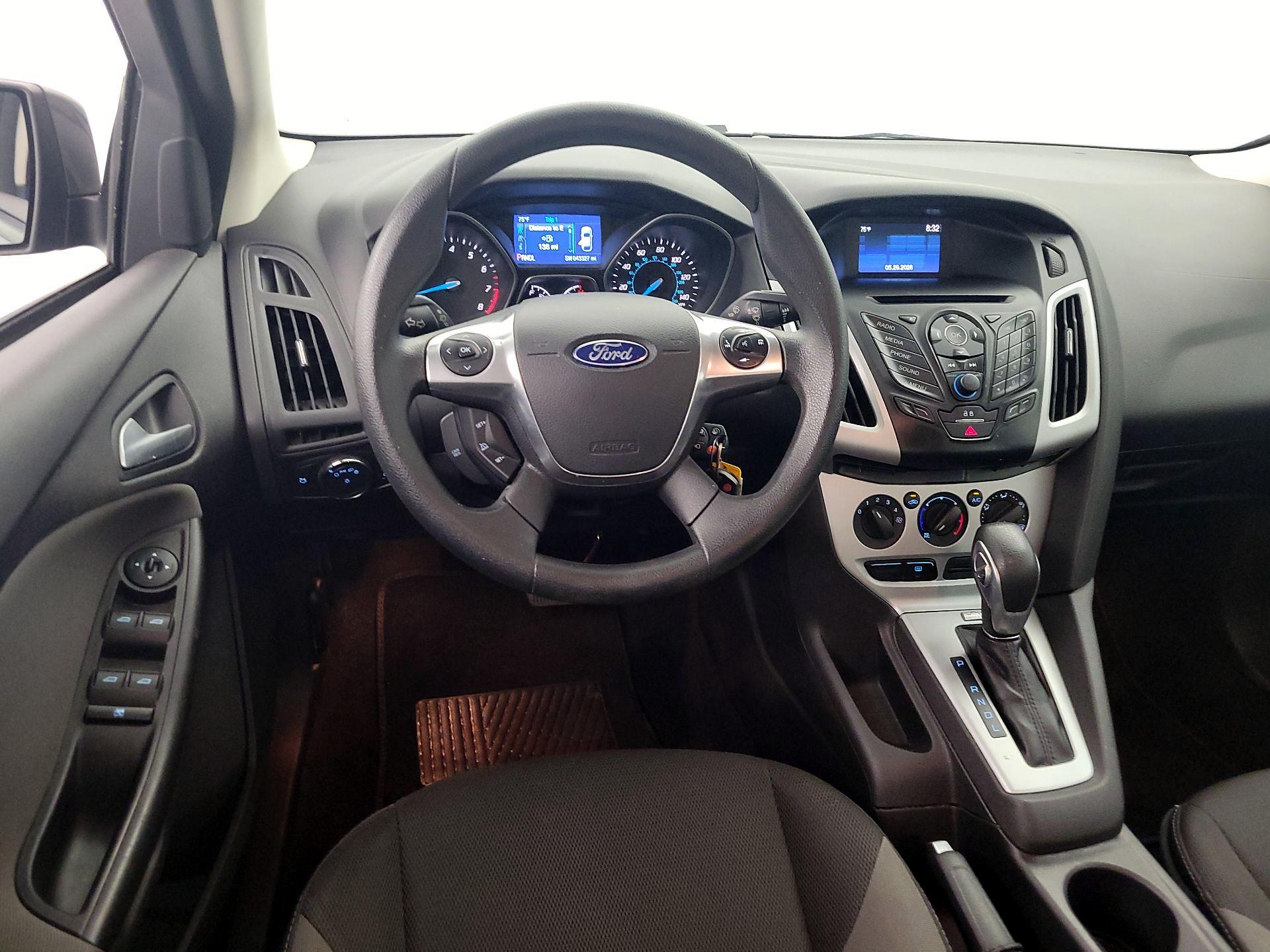 Thumbnail: 2014 Ford Focus - 10