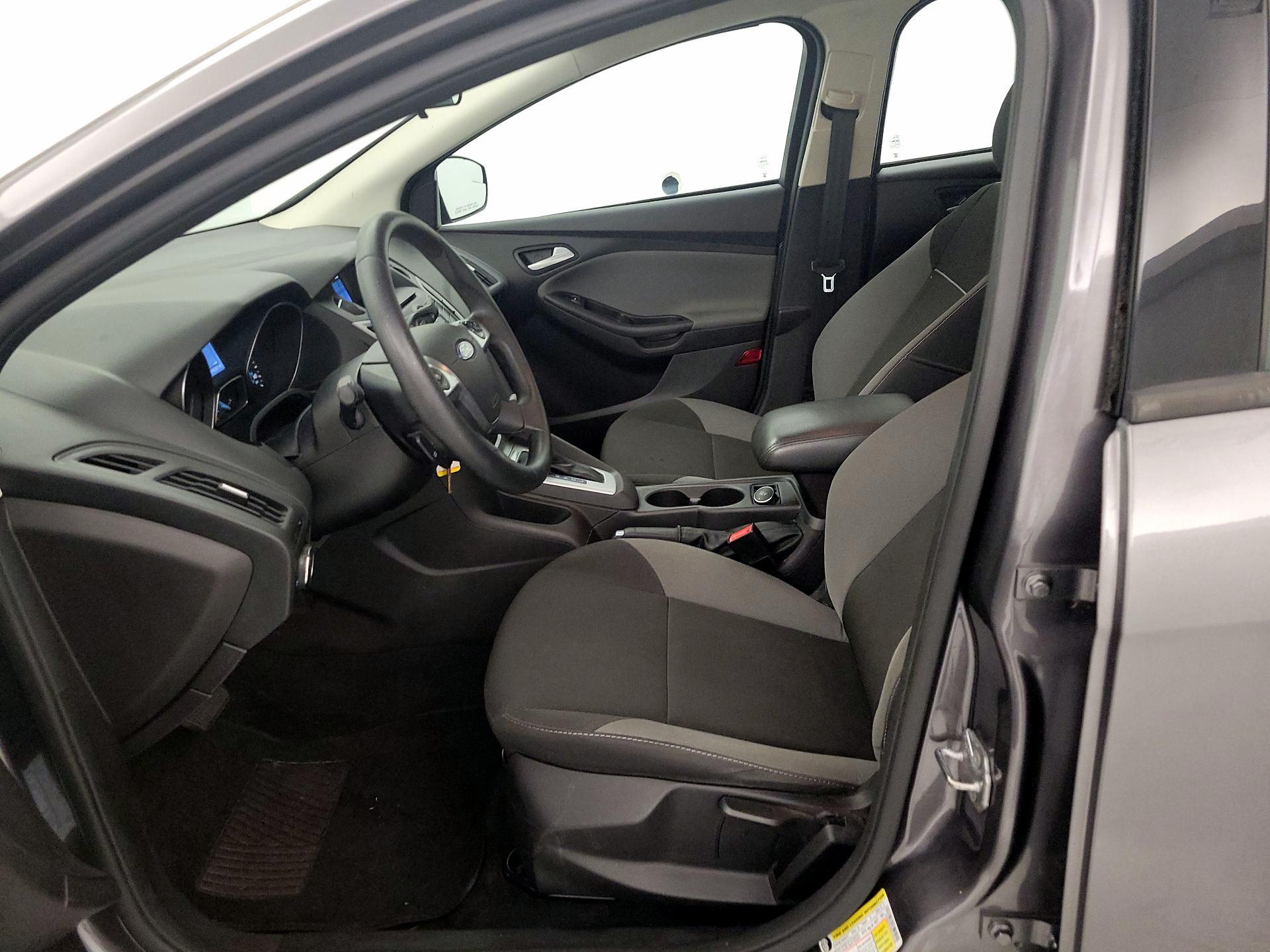 Thumbnail: 2014 Ford Focus - 11