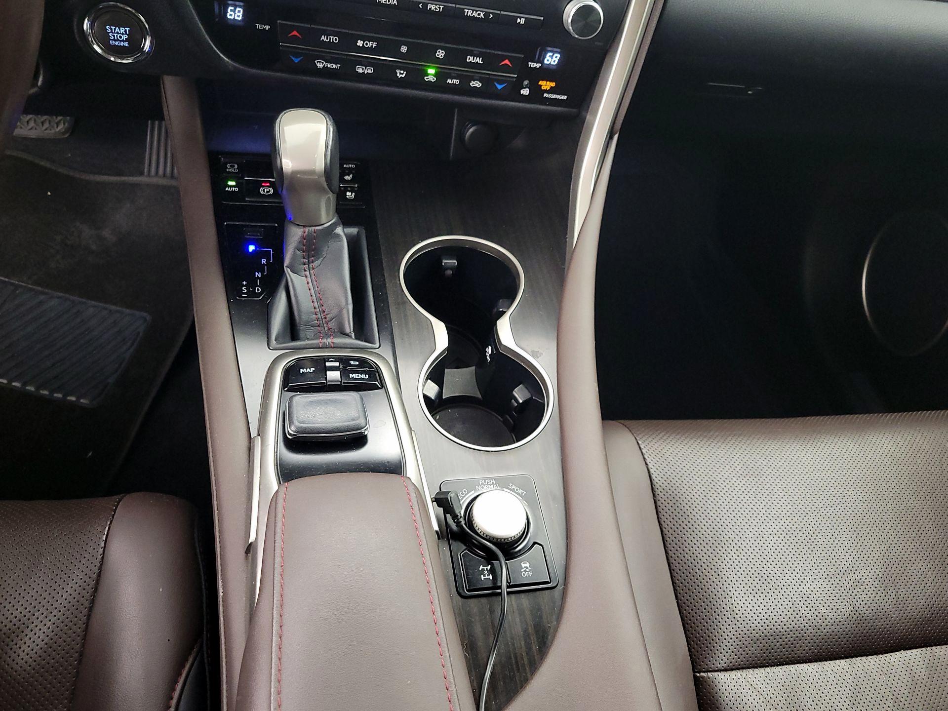 Thumbnail: 2019 Lexus RX - 18