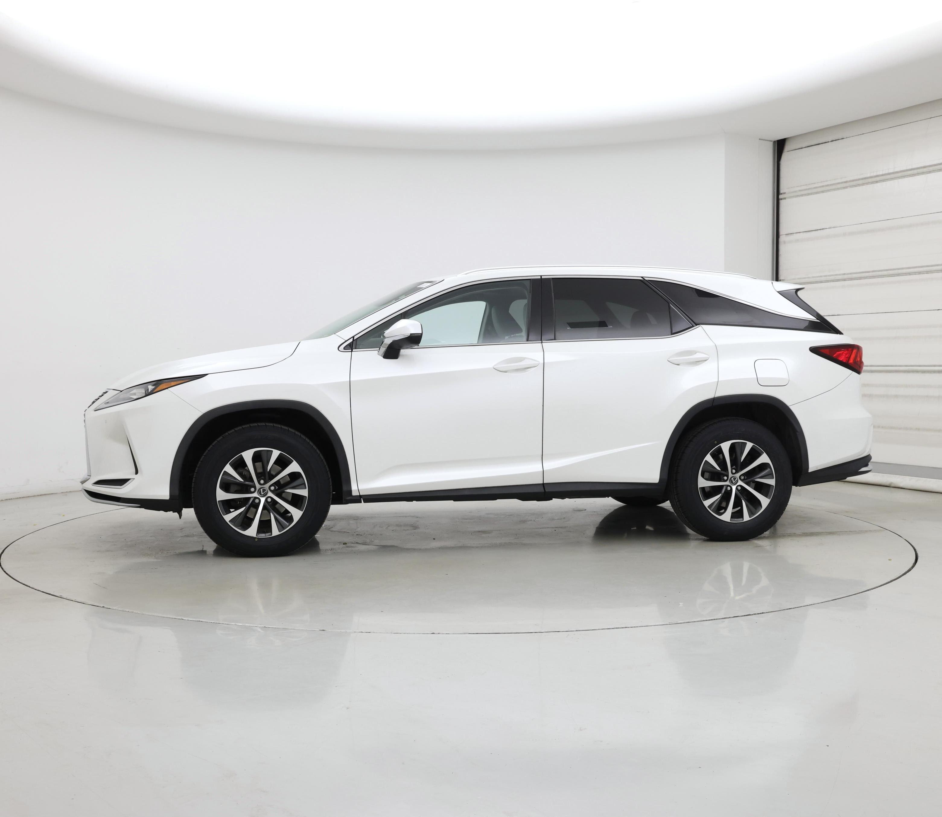 Thumbnail: 2021 Lexus RX - 3