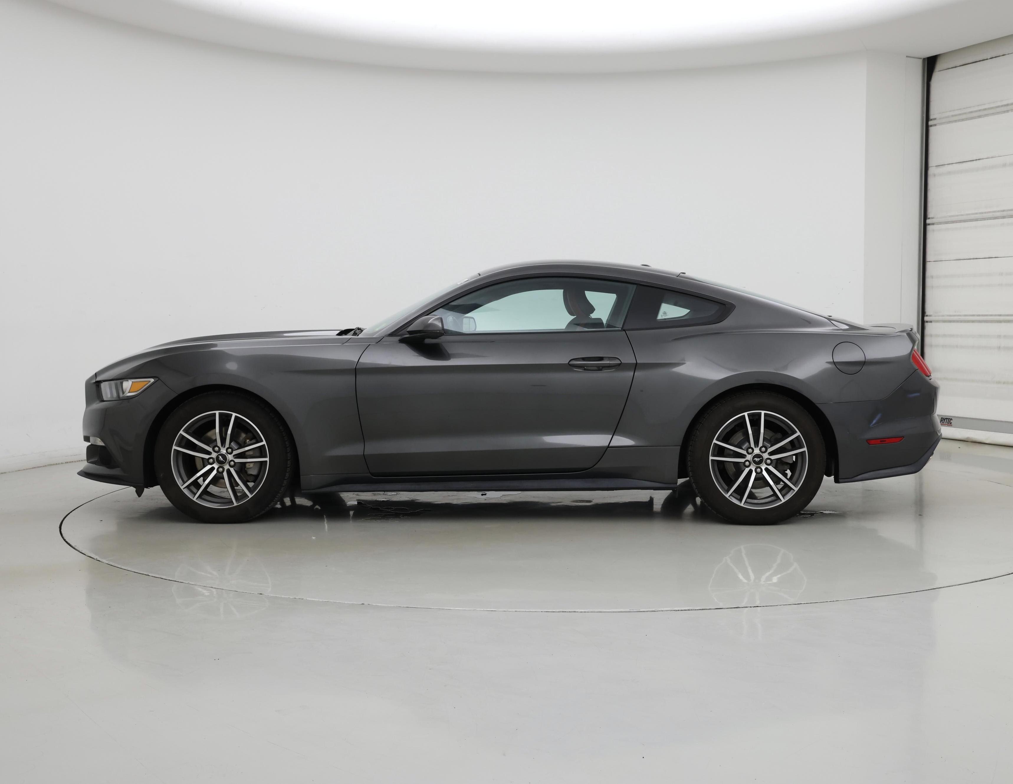 Thumbnail: 2017 Ford Mustang - 3