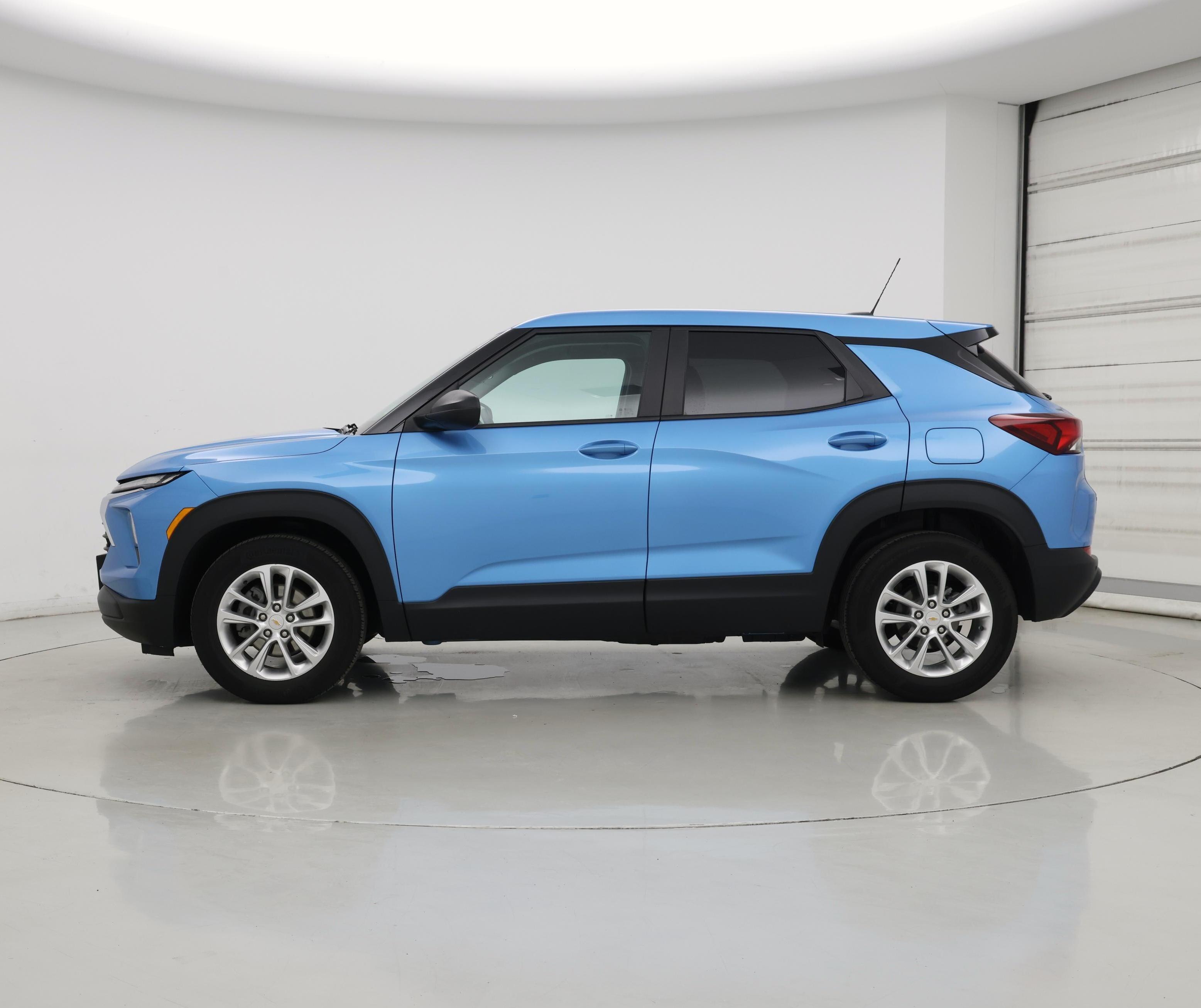 Thumbnail: 2025 Chevrolet TrailBlazer - 3