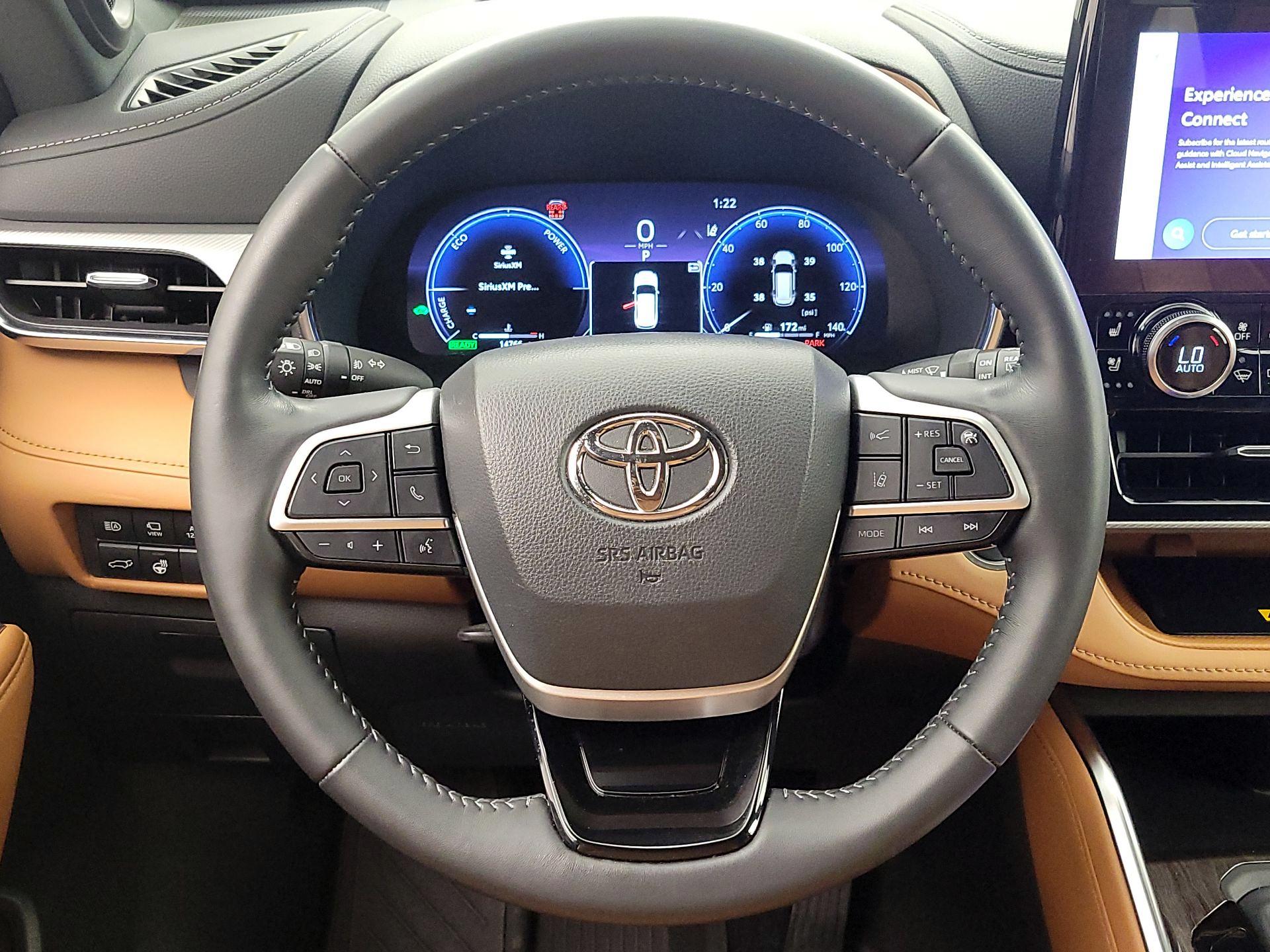 Thumbnail: 2025 Toyota Highlander - 10