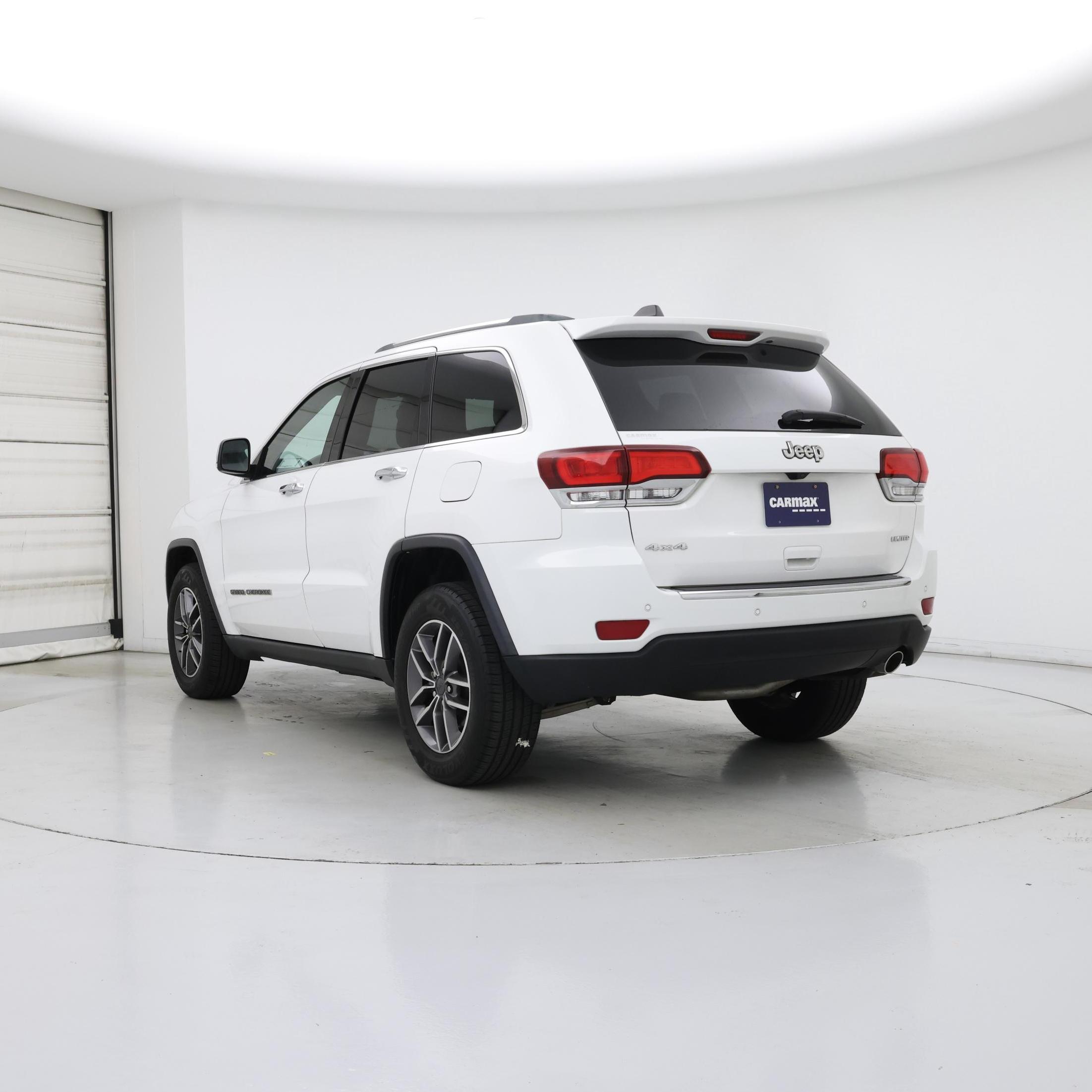 Thumbnail: 2020 Jeep Grand Cherokee - 2