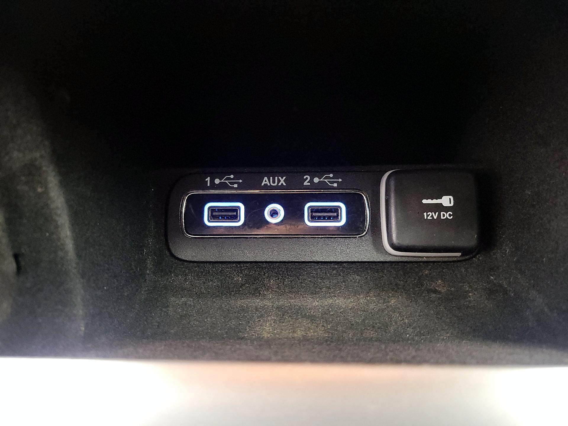 Thumbnail: 2020 Jeep Grand Cherokee - 19