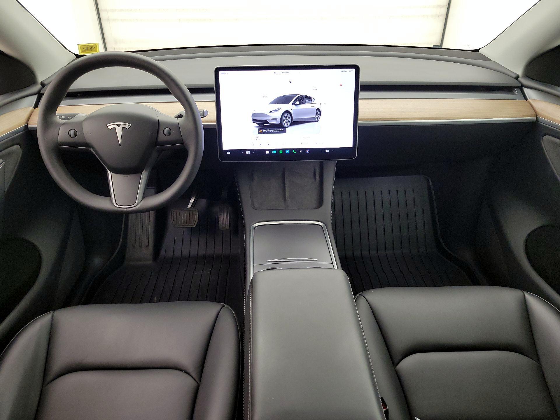 Thumbnail: 2024 Tesla Model Y - 9