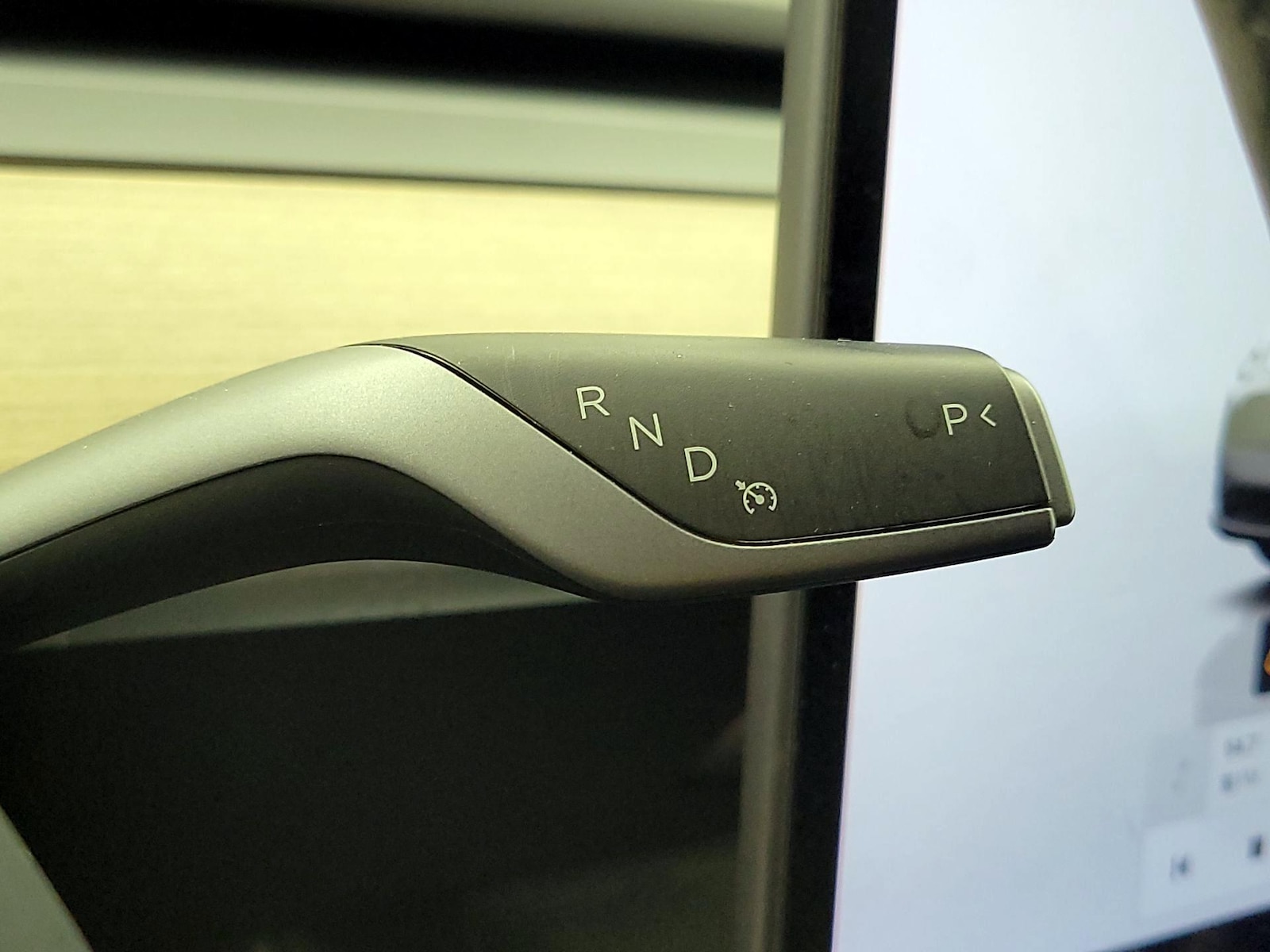 2024 Tesla Model Y Long Range - Photo 18