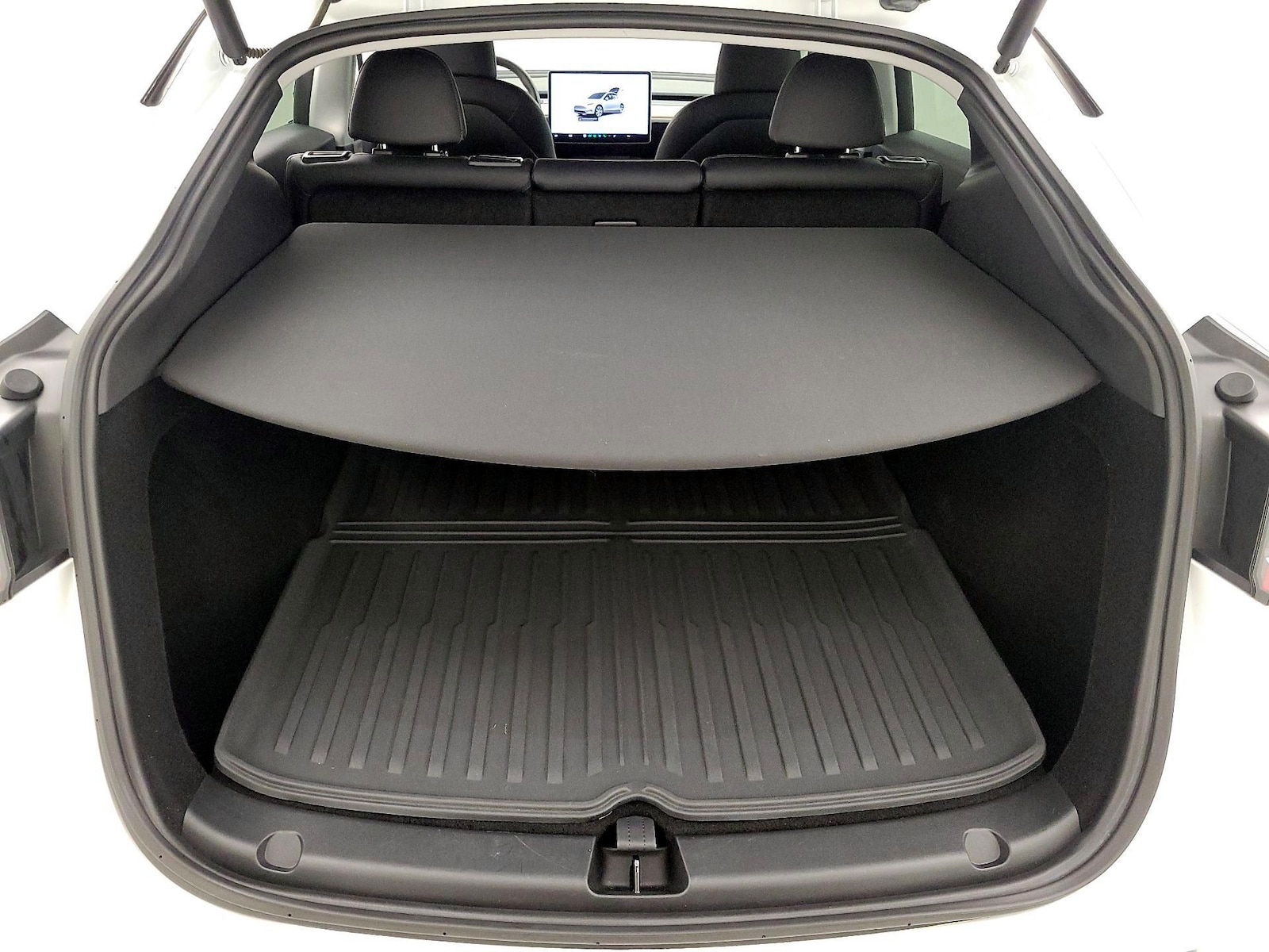 2024 Tesla Model Y Long Range - Photo 20