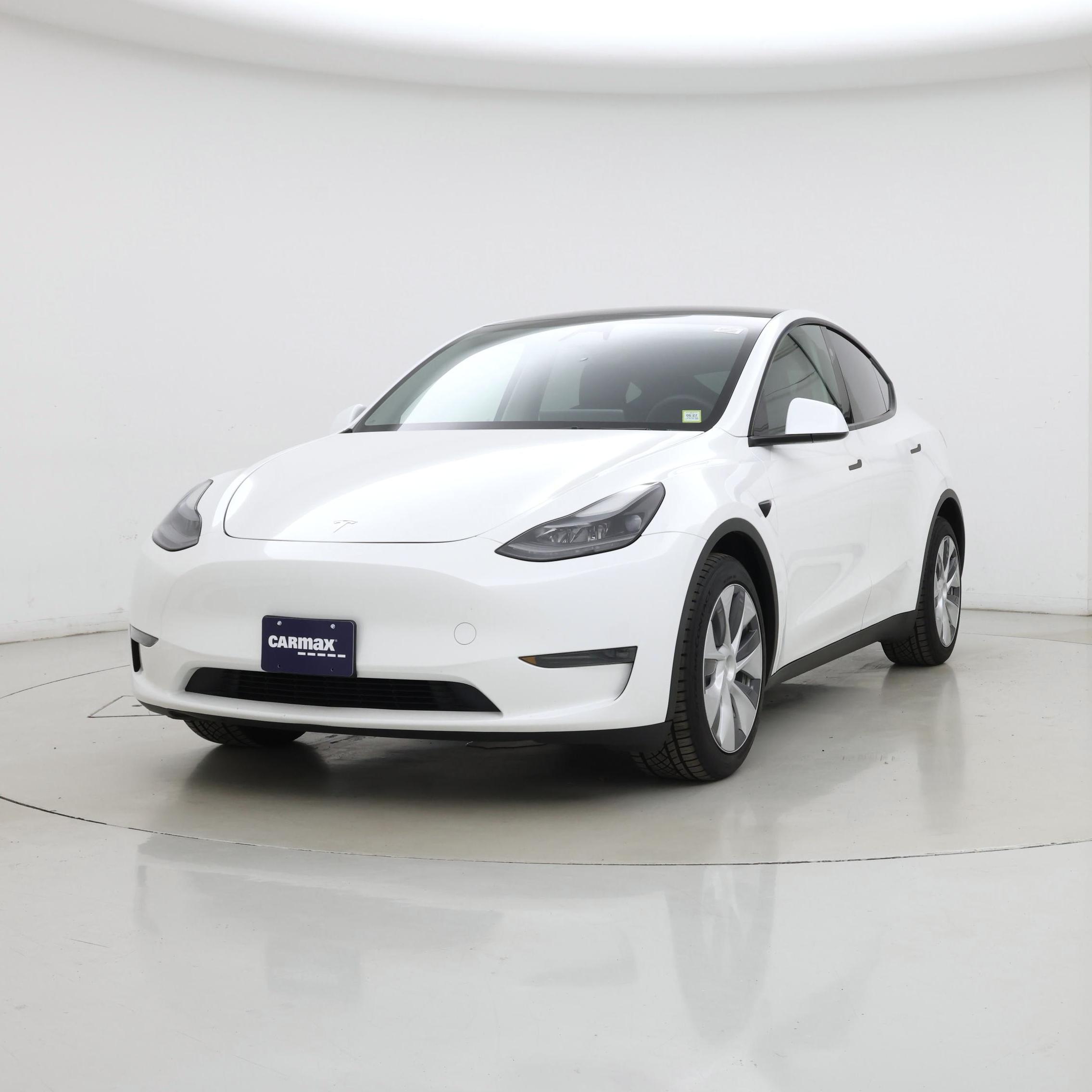 Thumbnail: 2024 Tesla Model Y - 4