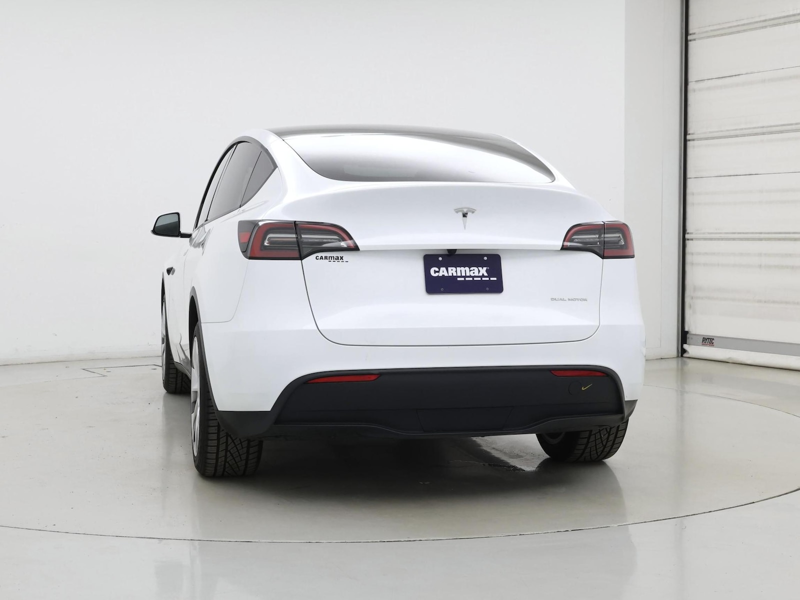 2024 Tesla Model Y Long Range - Photo 7