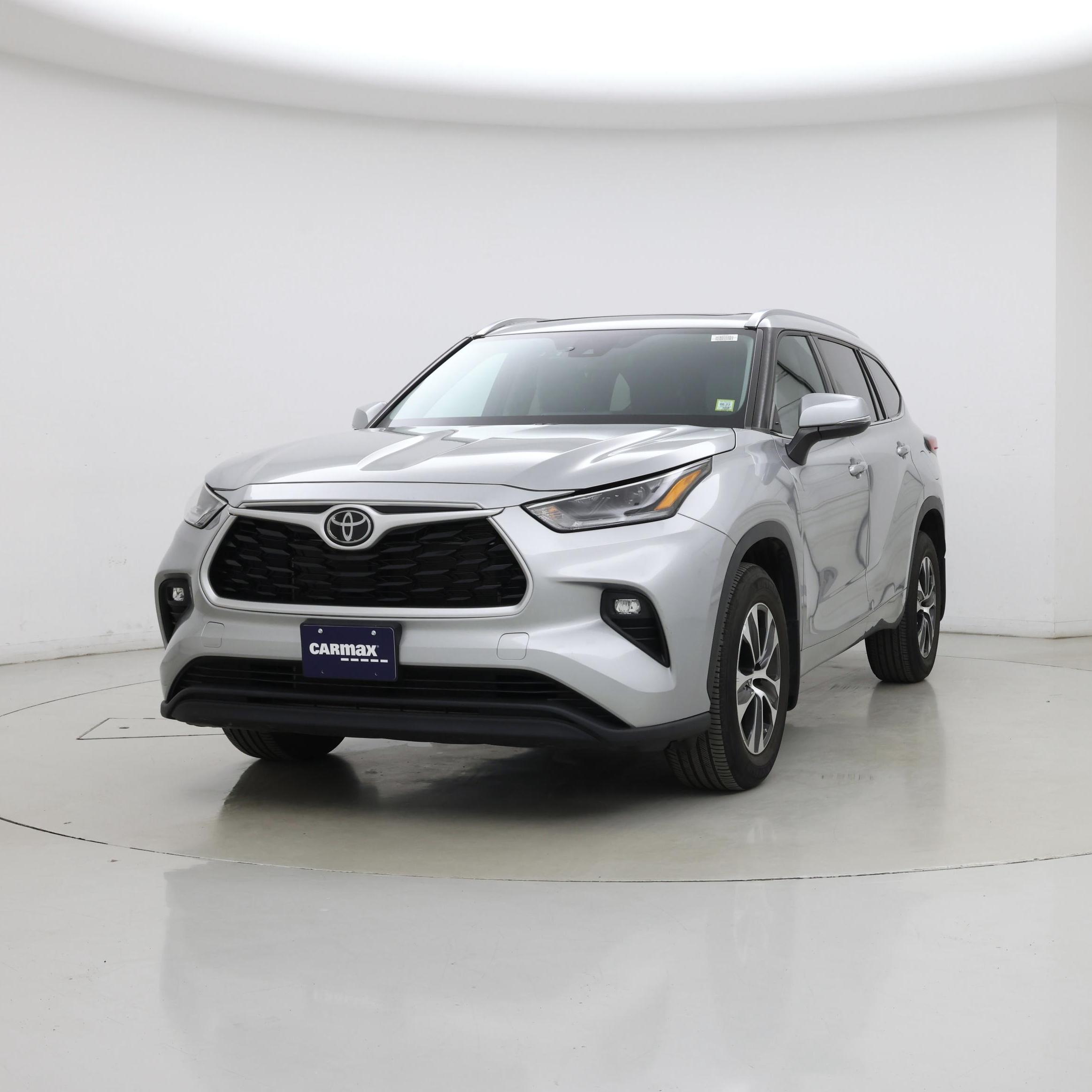 Thumbnail: 2021 Toyota Highlander - 4