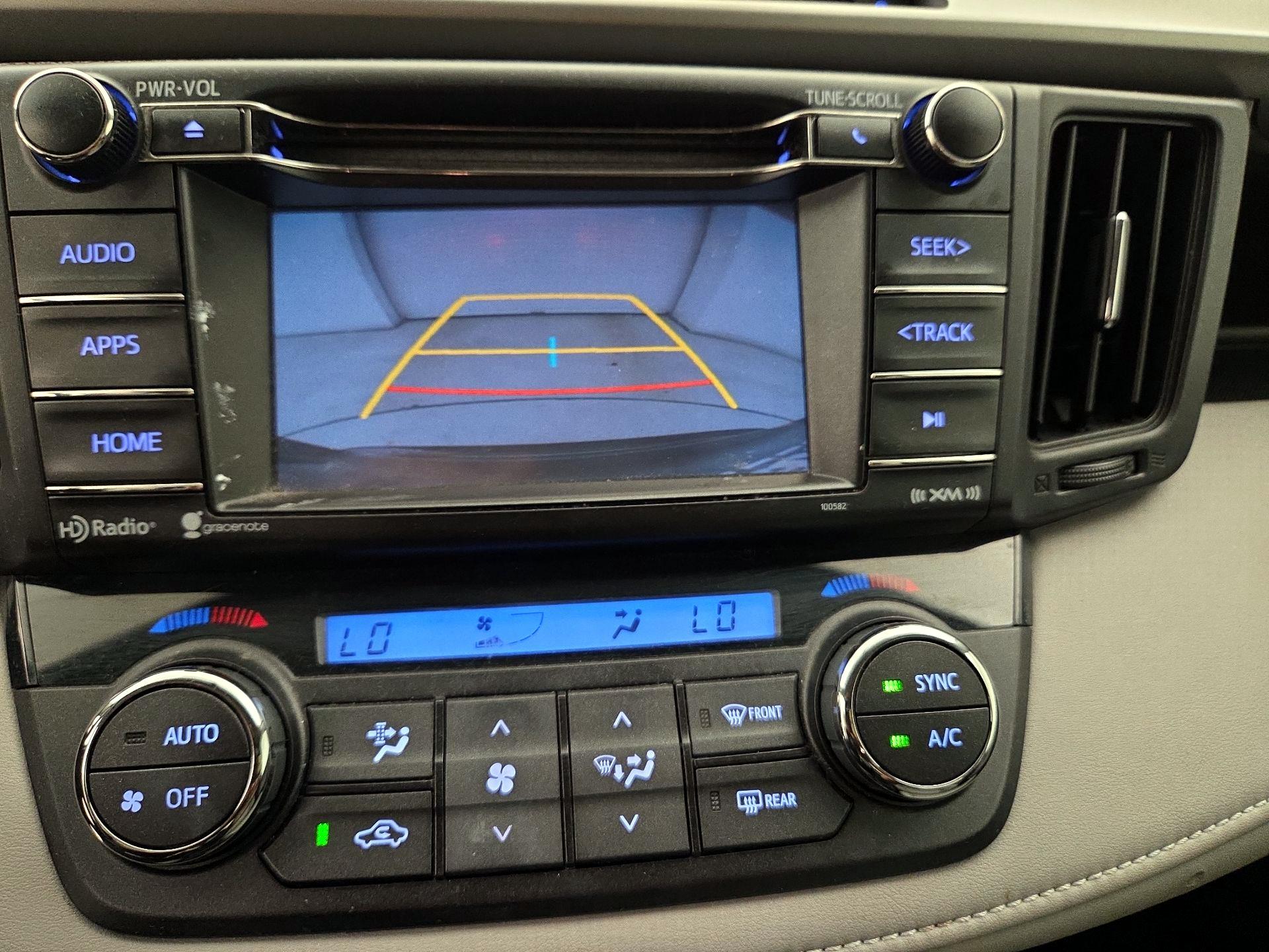 Thumbnail: 2016 Toyota RAV4 - 14