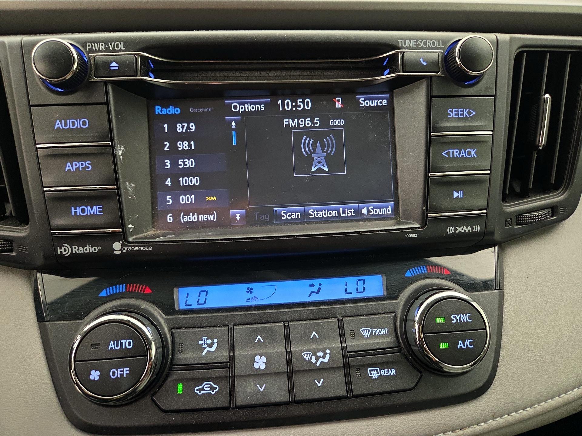 Thumbnail: 2016 Toyota RAV4 - 15