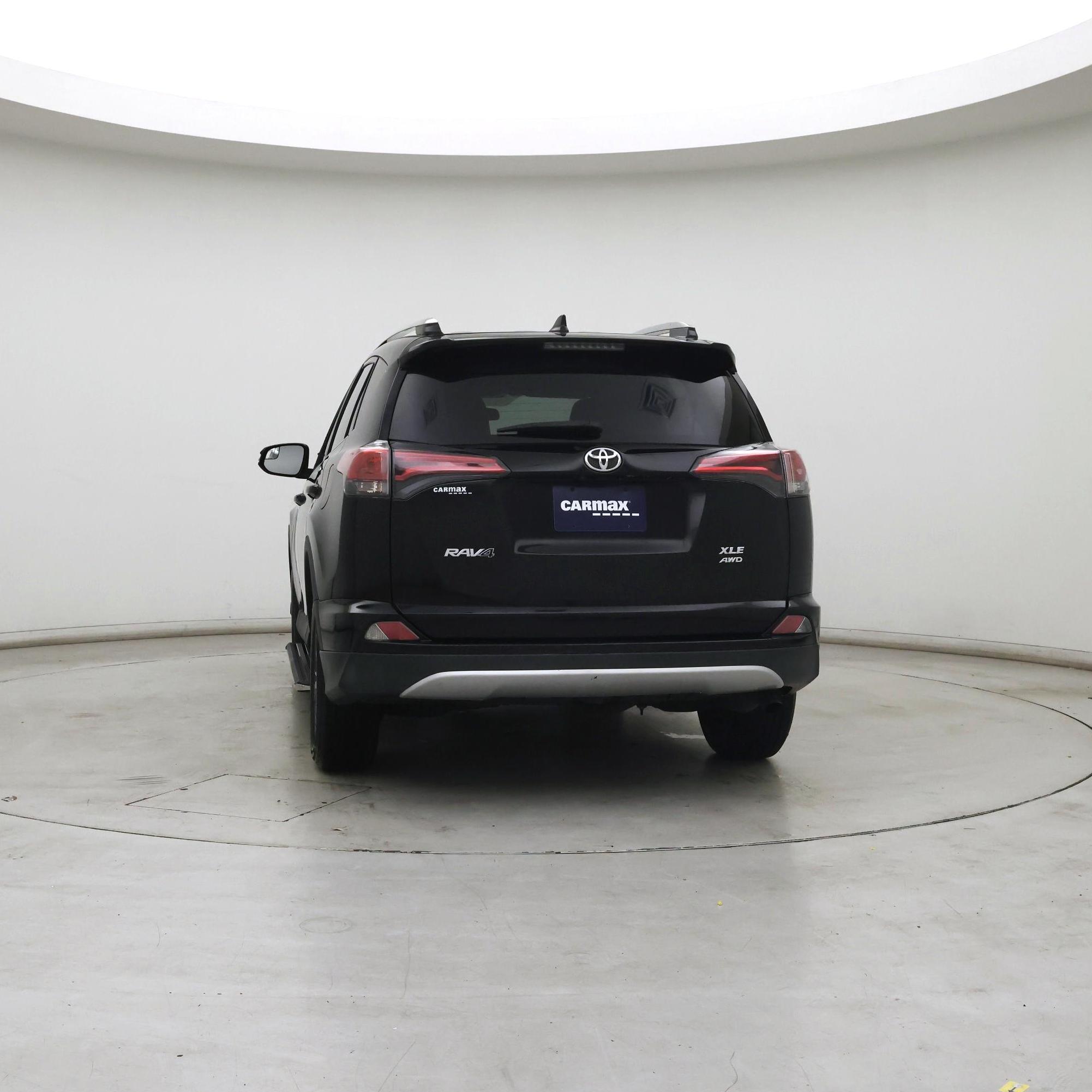 Thumbnail: 2016 Toyota RAV4 - 6