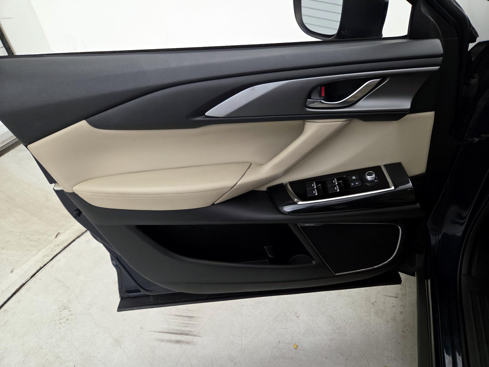 Thumbnail: 2019 Mazda CX-9 - 12