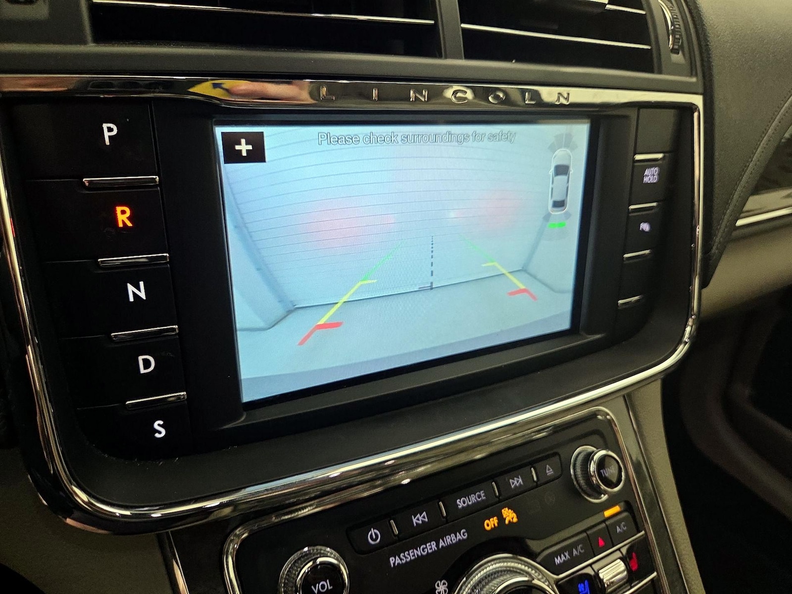 2018 Lincoln Continental Reserve - Photo 15