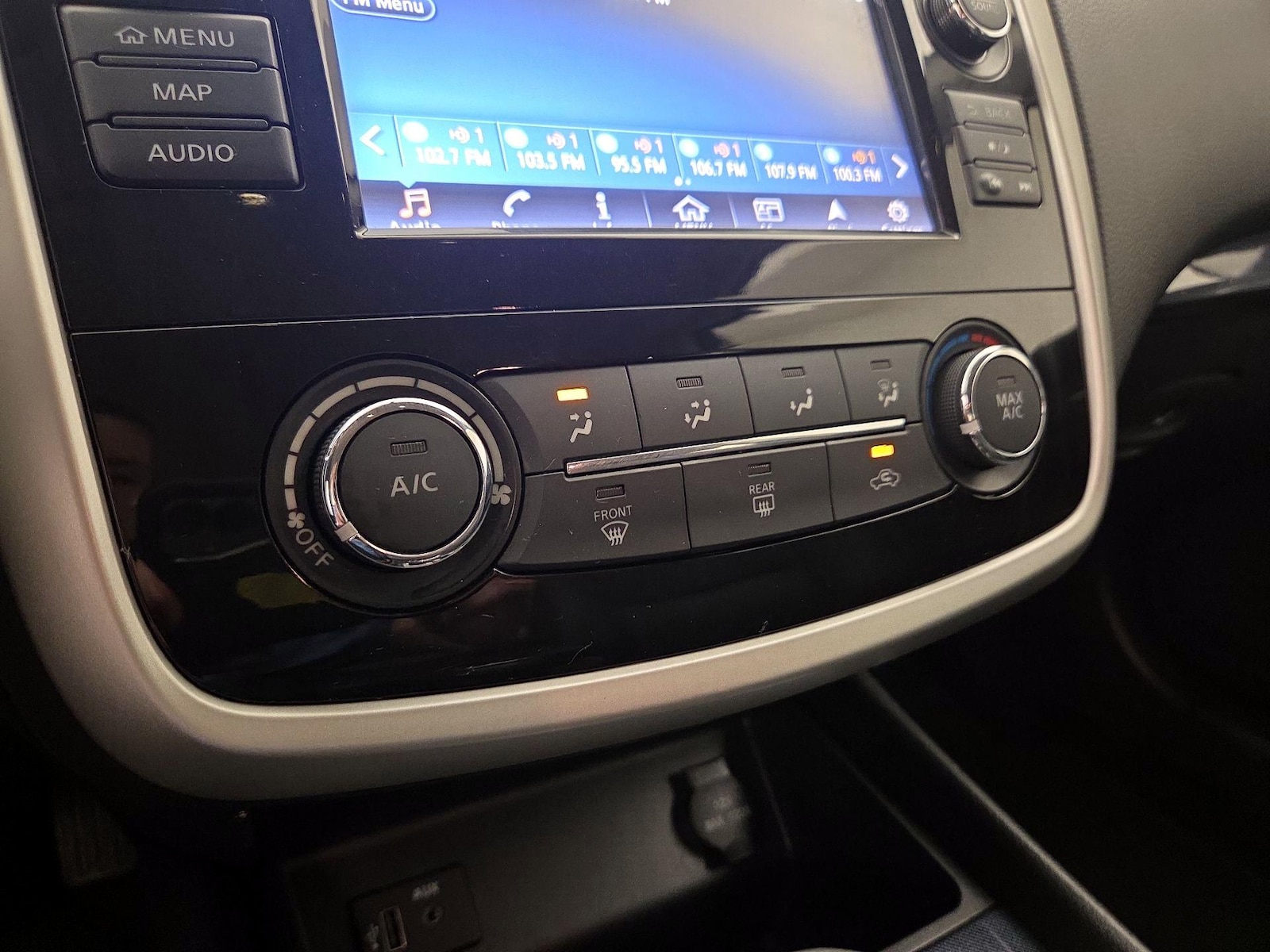 2018 Nissan Altima SR - Photo 15