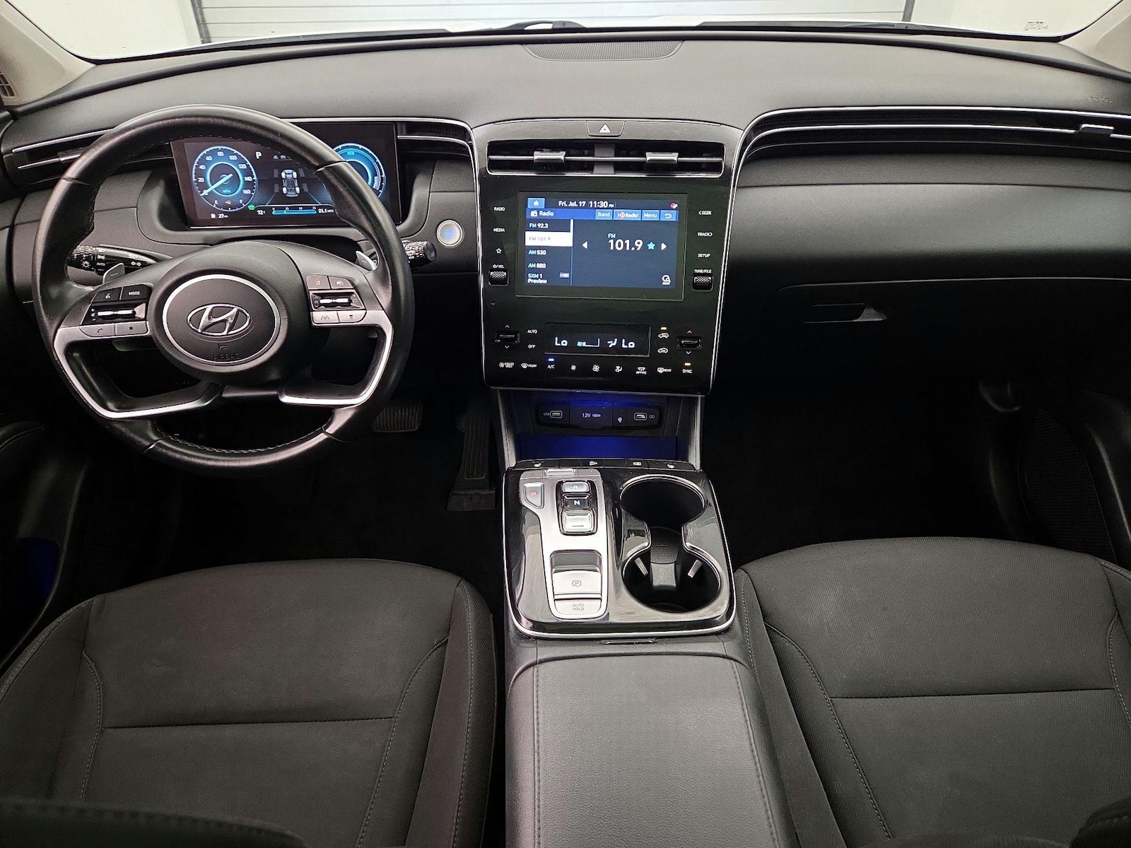 Apple CarPlay® & Android Auto™