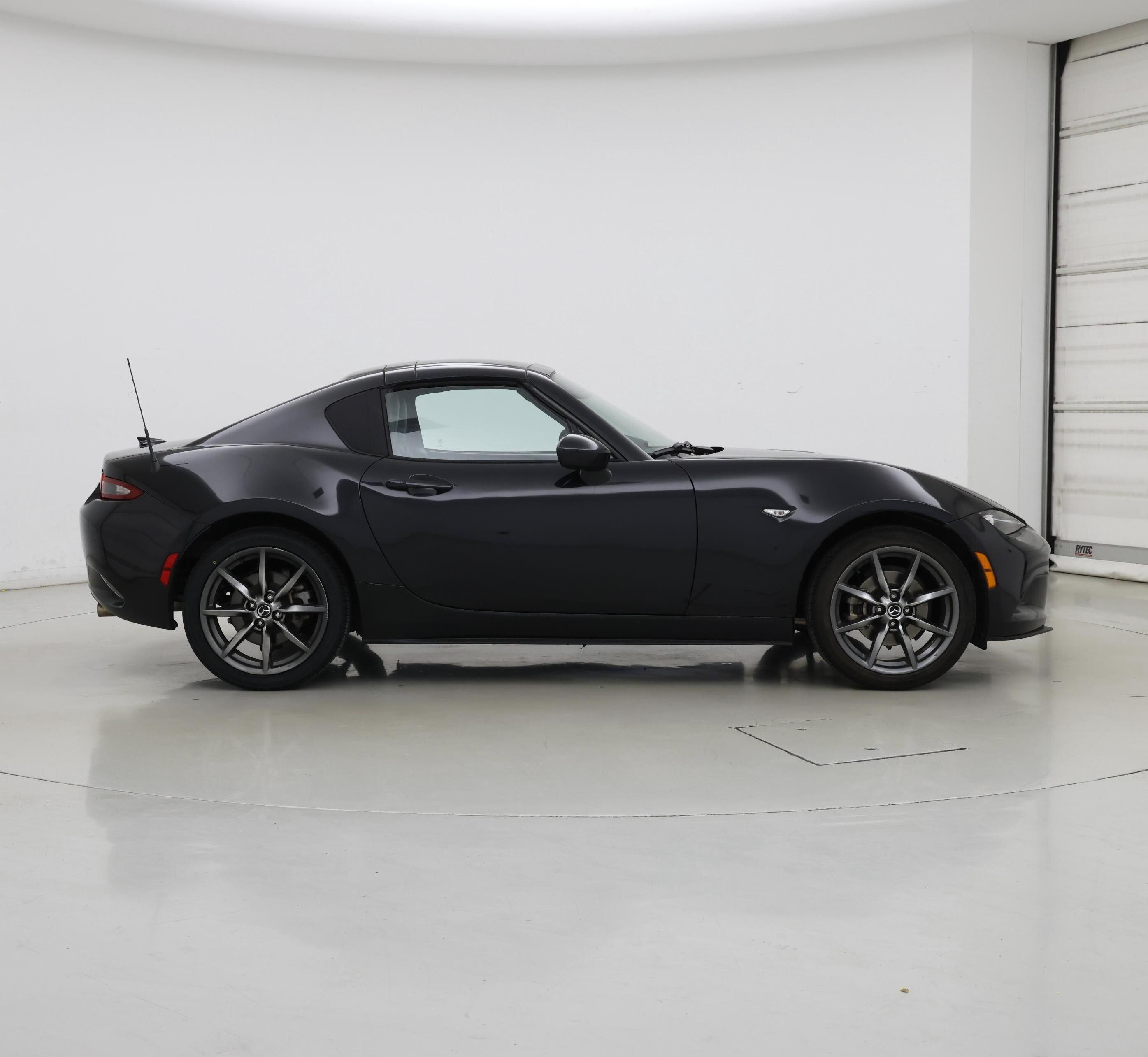 Thumbnail: 2021 Mazda MX-5 Miata - 7
