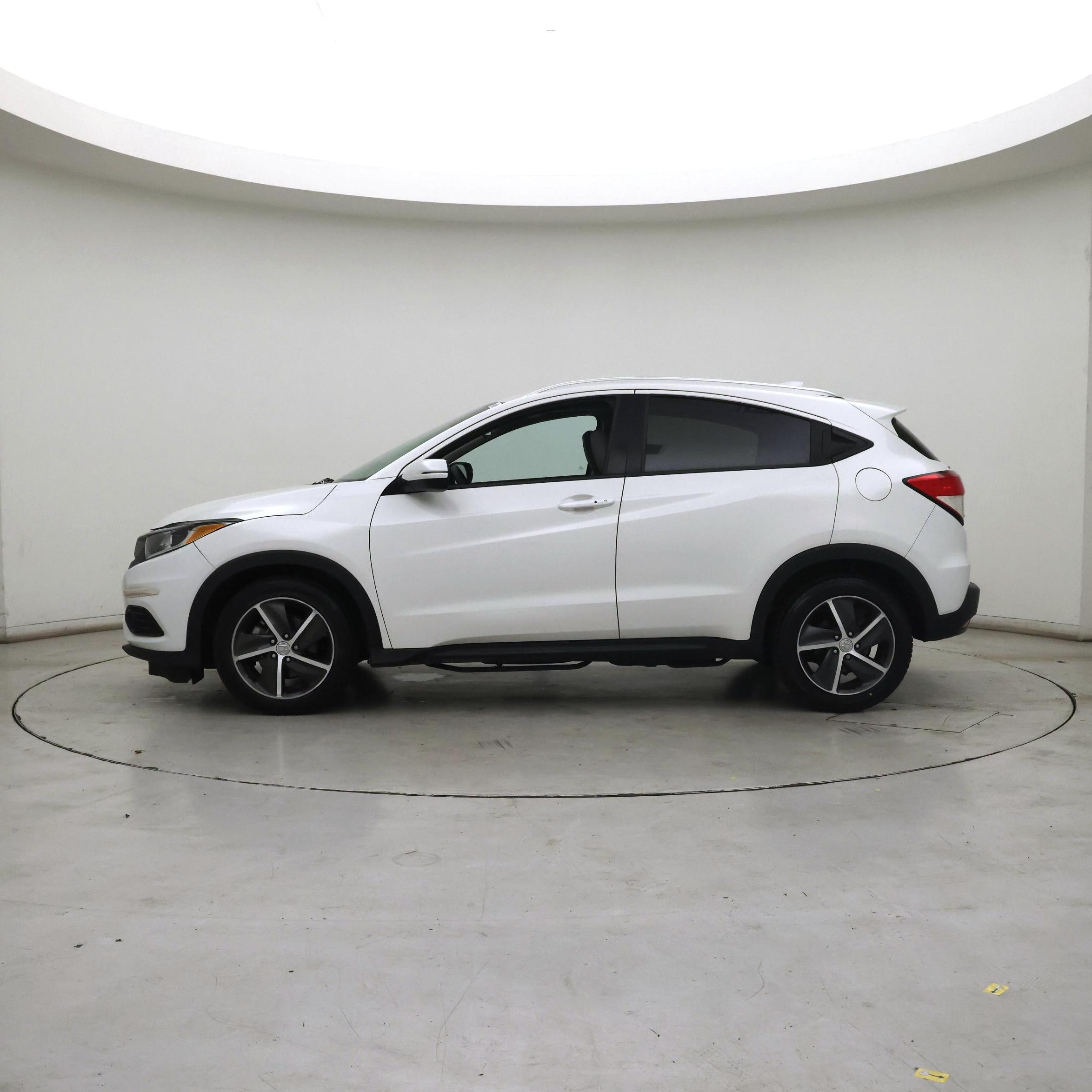Thumbnail: 2022 Honda HR-V - 3