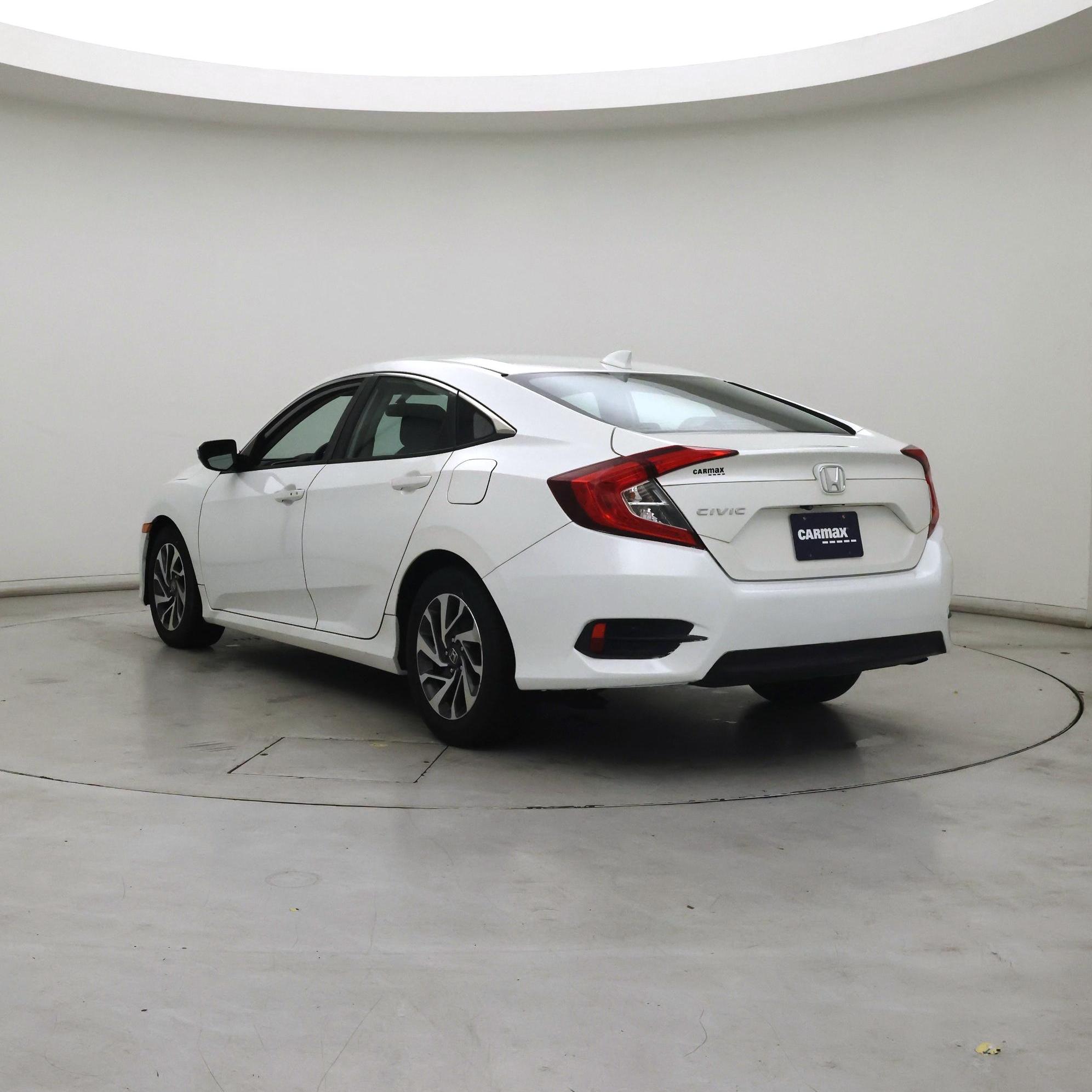 Thumbnail: 2017 Honda Civic - 2