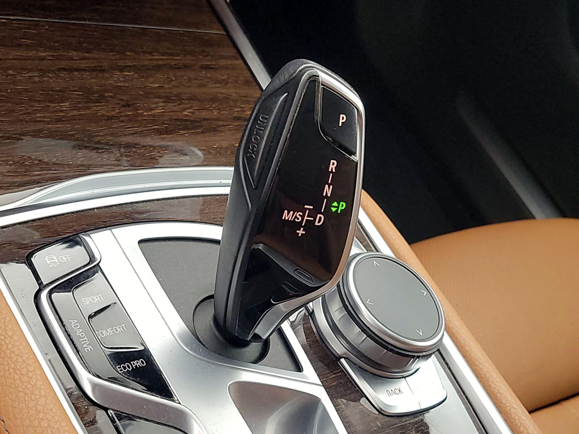 Thumbnail: 2020 BMW 7 Series - 18